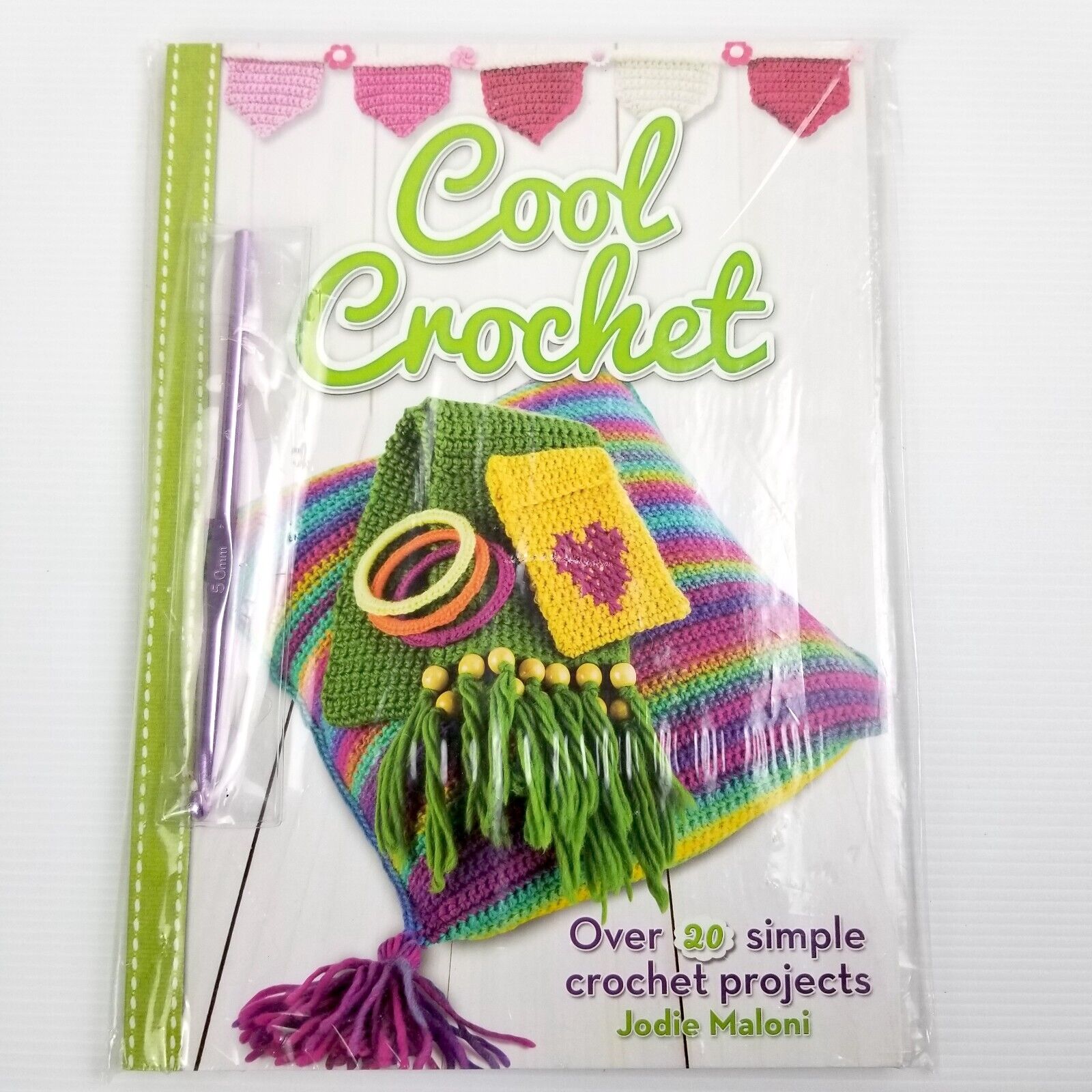 Cool Crochet by Jodie Maloni (Paperback) Over 20 Simple Crochet Projects Book