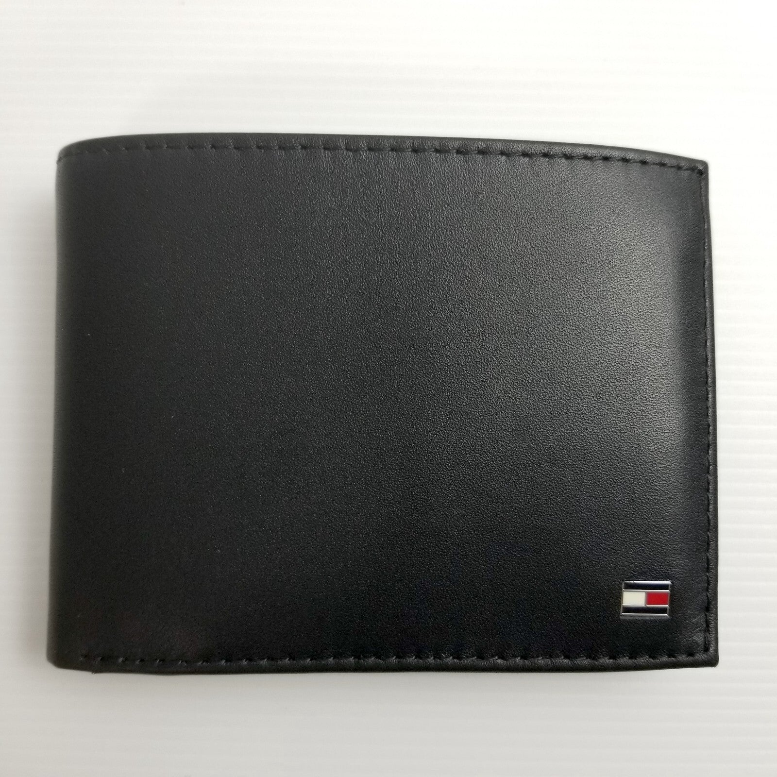 Tommy Hilfiger Men's Designer Premium Leather Bifold Eton Coin Wallet Black, New