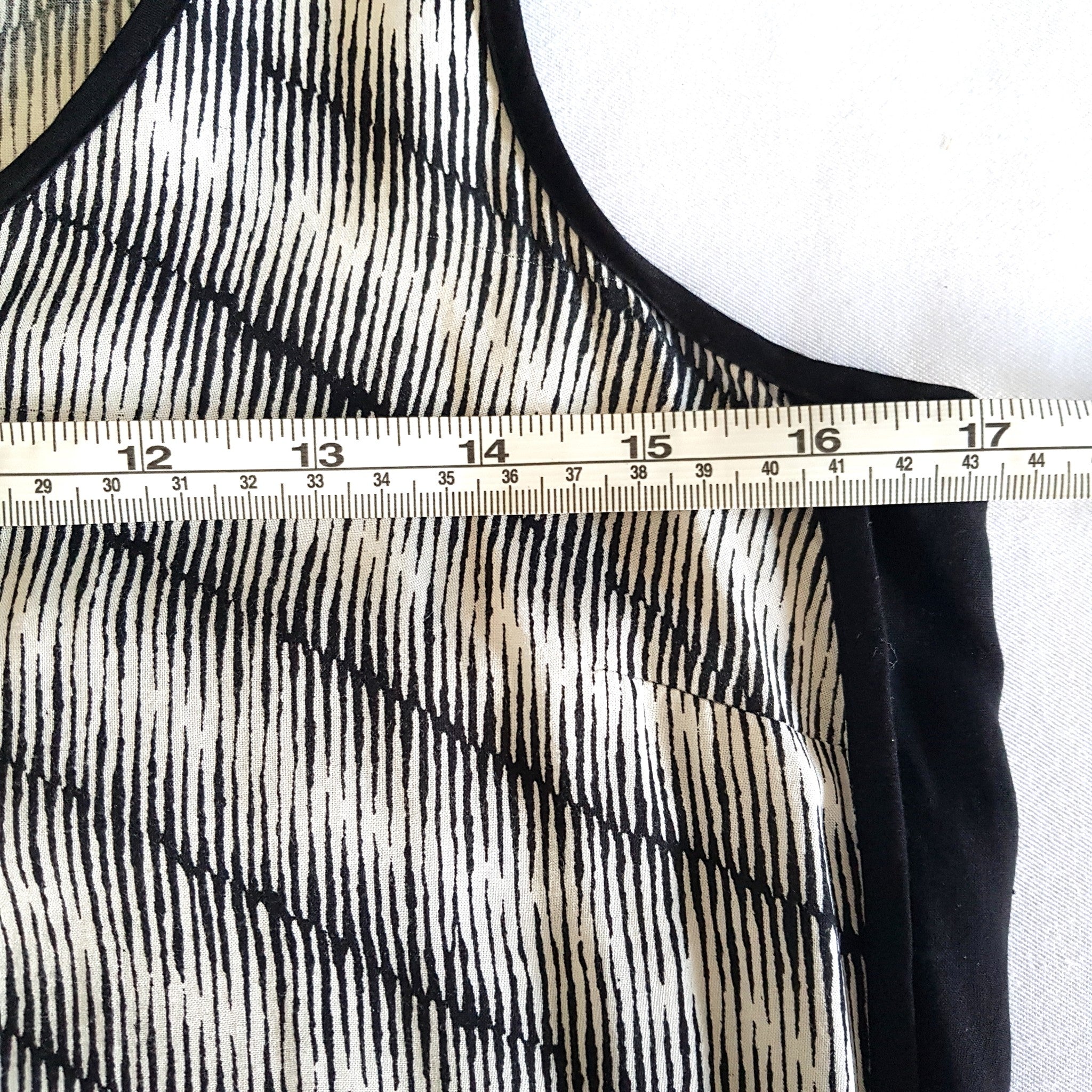 JAG Black White Maxi Dress Striped Sheath Mesh Sleeveless Elastic Waist Size 6