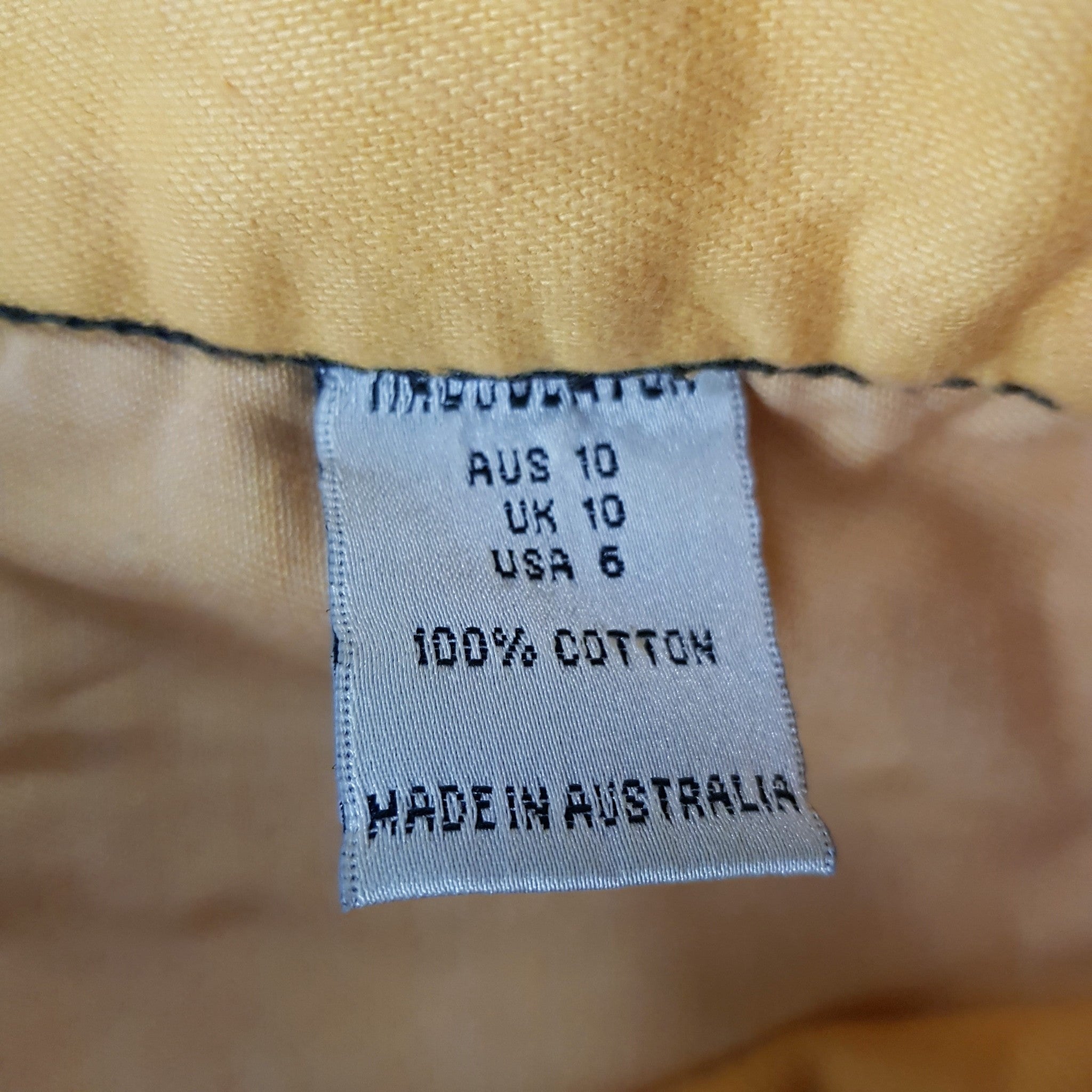 Provocator Relaxed Mustard Yellow Raw Hem Women's High Waist Denim Shorts 10 M