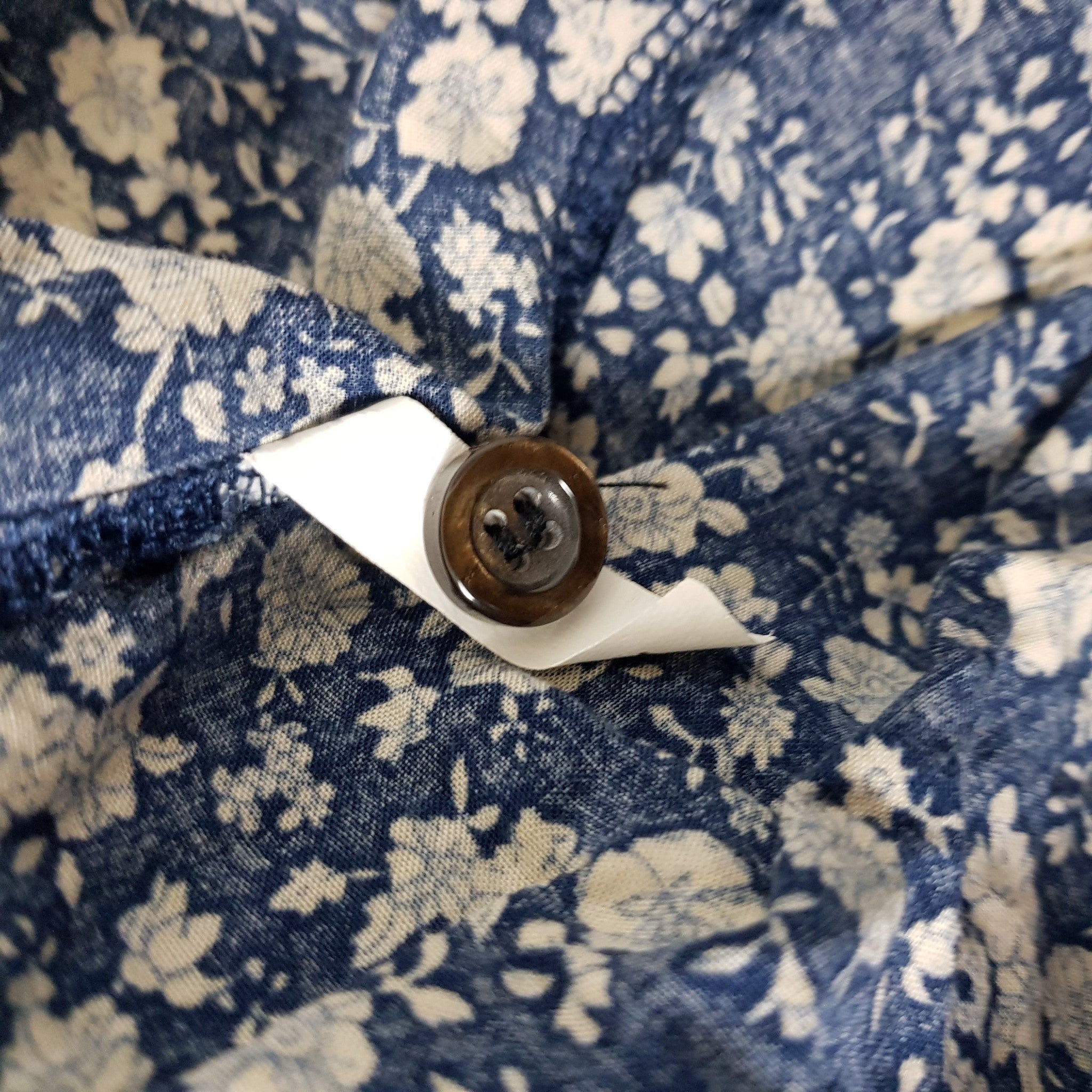 Casual Blue Beige Floral Sleeveless Button Down Women's Long Blouse Collared Top