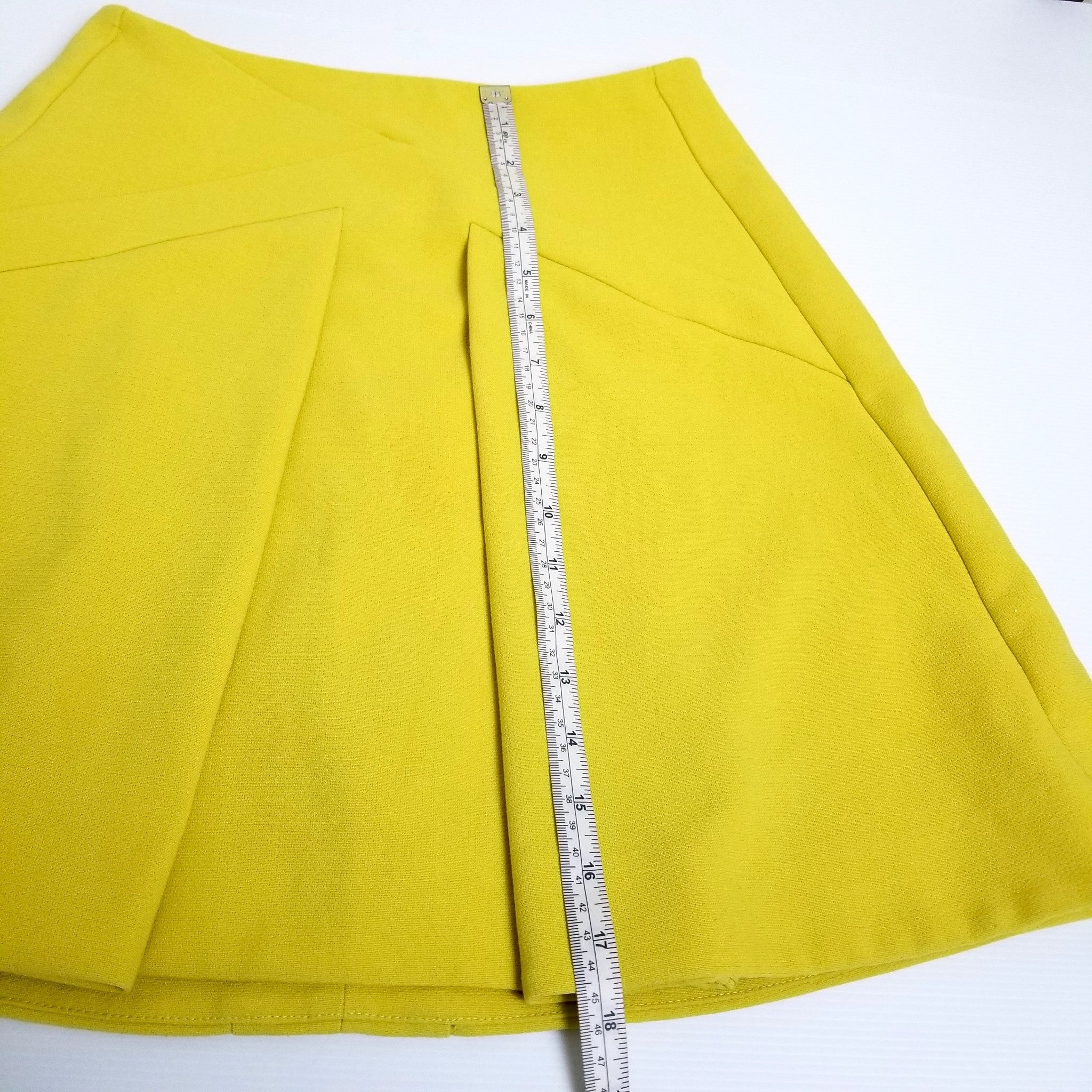 Cue Skirt 6 Designer Mustard Yellow Art Deco Funky Bright Party Work Creative XS