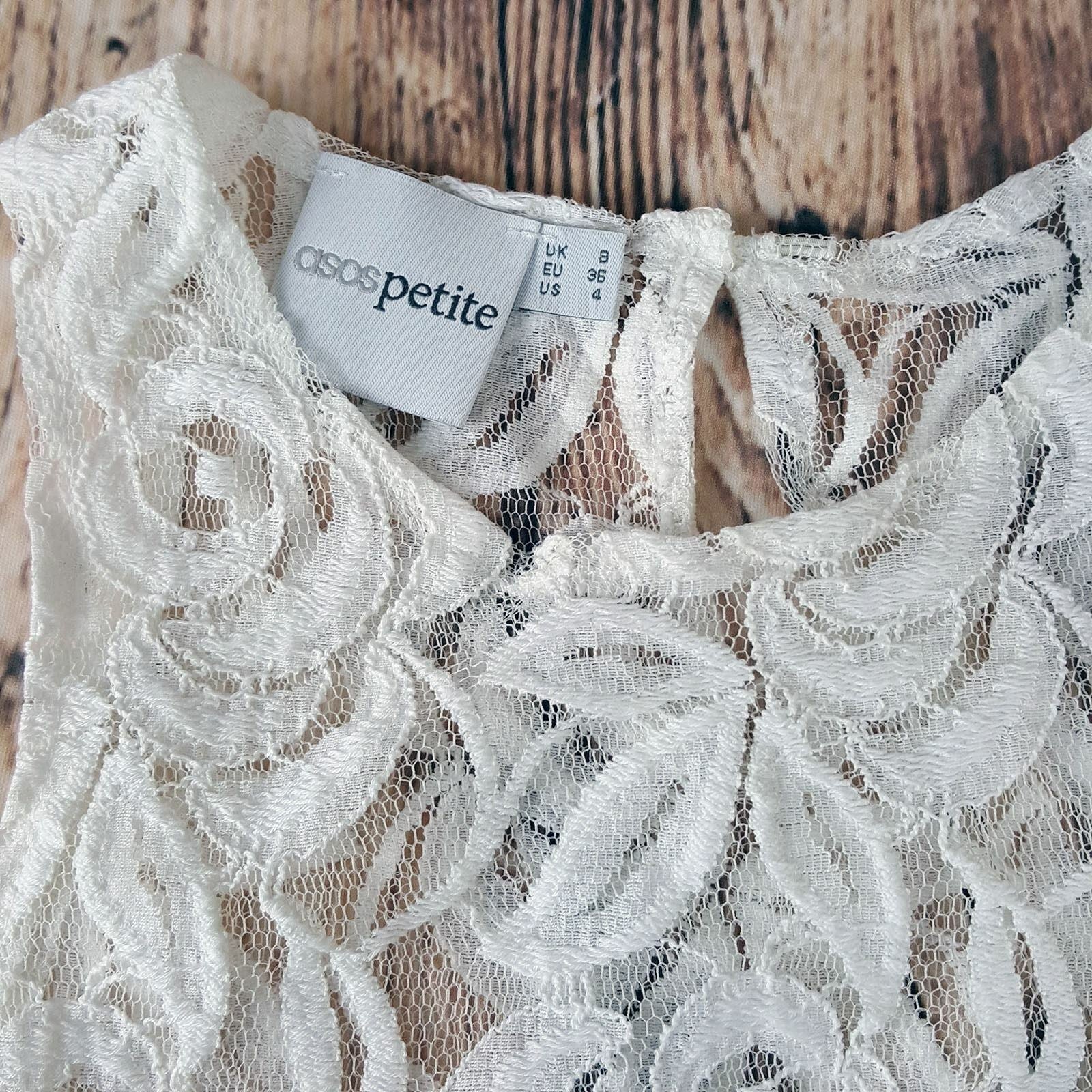 ASOS White Lace Blouse Women's Fashion Sexy Sleeveless Peplum Slim Petite Top