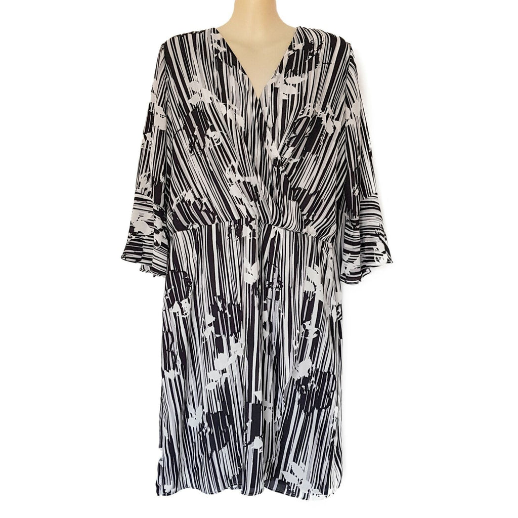 KATIES Story K Artisan Chic Women's V-Neck Maxi Dress Black White Floral Stripe