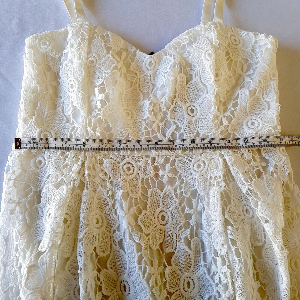 CROSSROADS Botanica White Sleeveless Women's Lace Shift Midi Dress Sweetheart