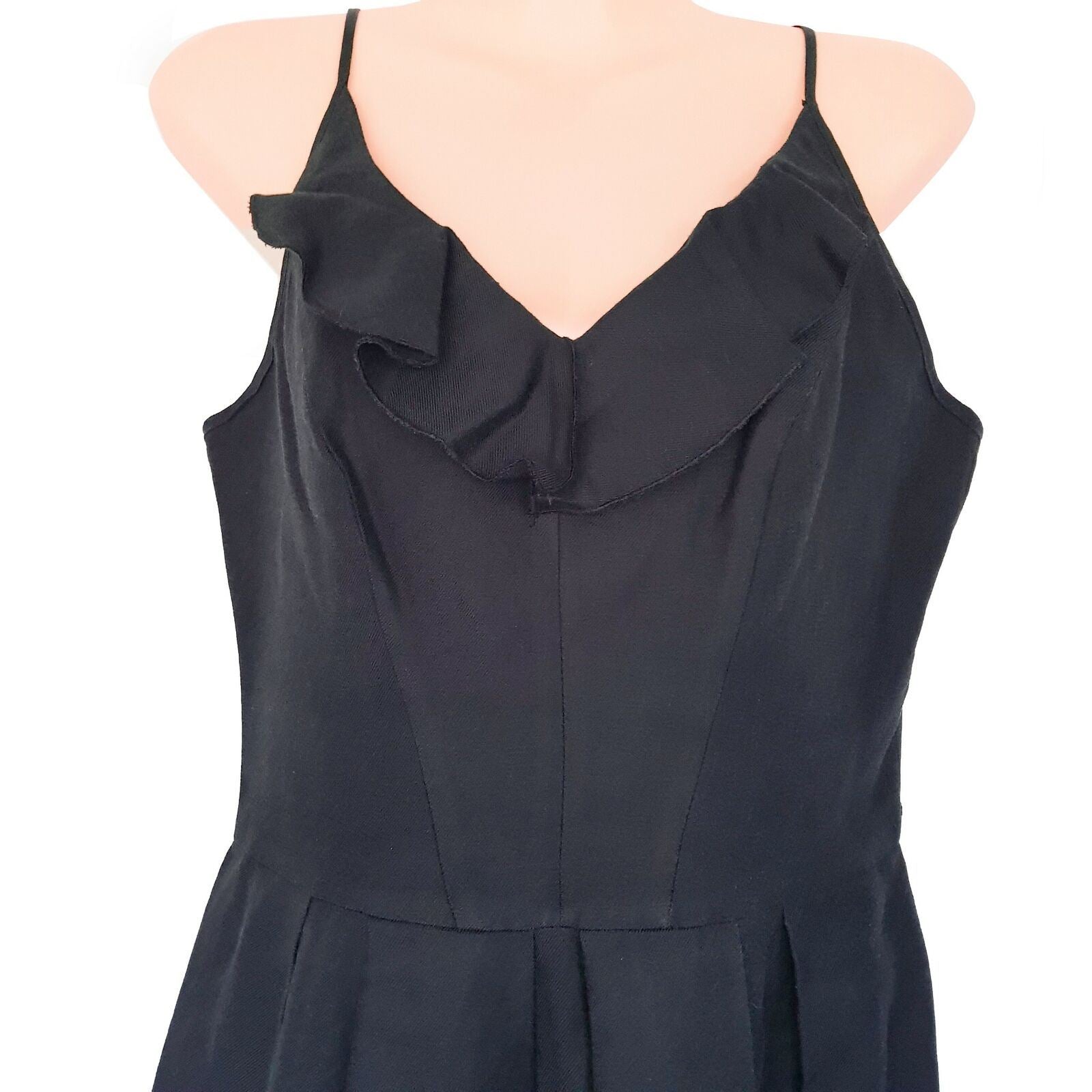 CUE Little Black Dress Spaghetti Strap Ladies A-Line Pleated Ruffled V-Neck Sz 8