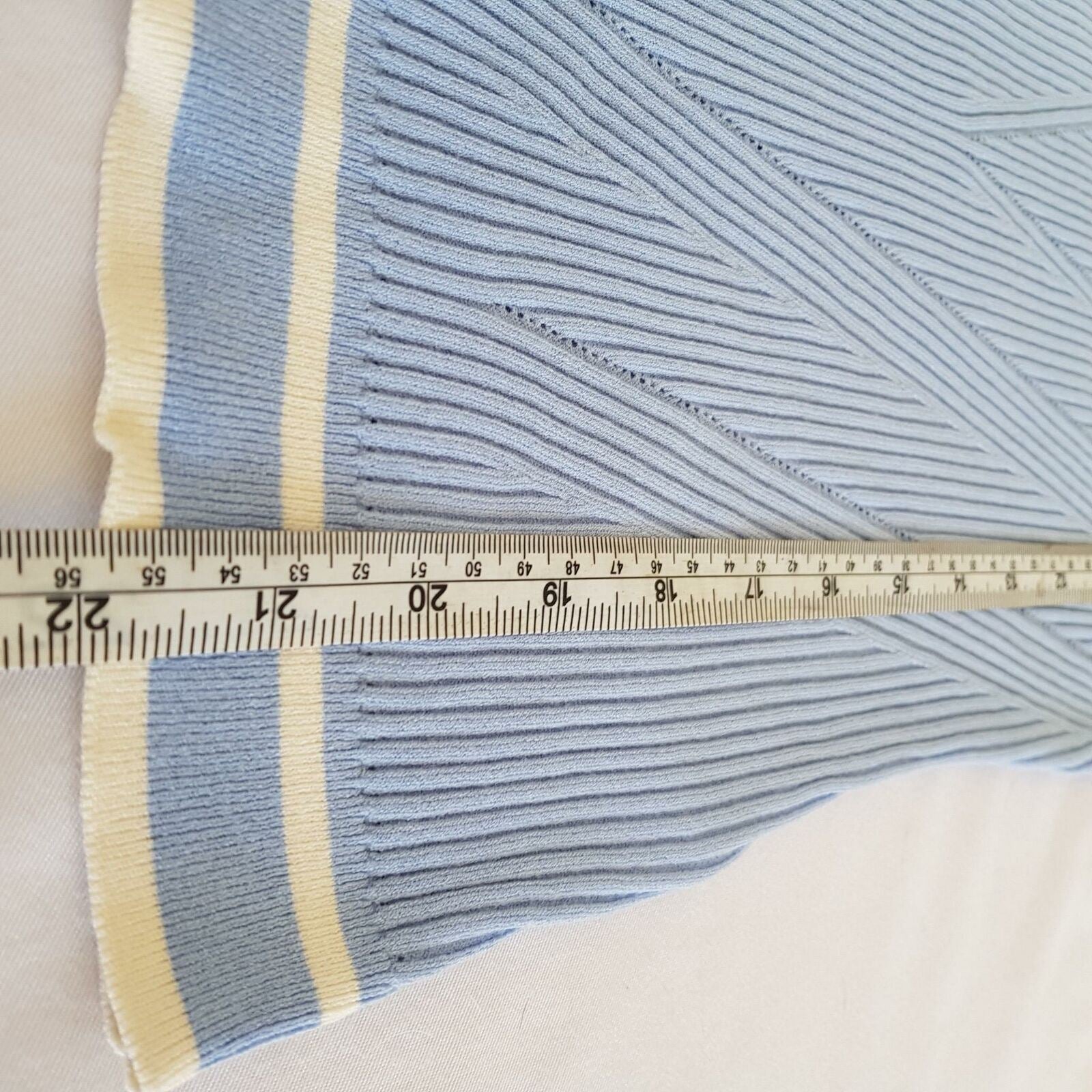 BROOKS BROTHERS Casual Light Blue Sleeveless Women's Sweater Vest Crew Neck BNWT