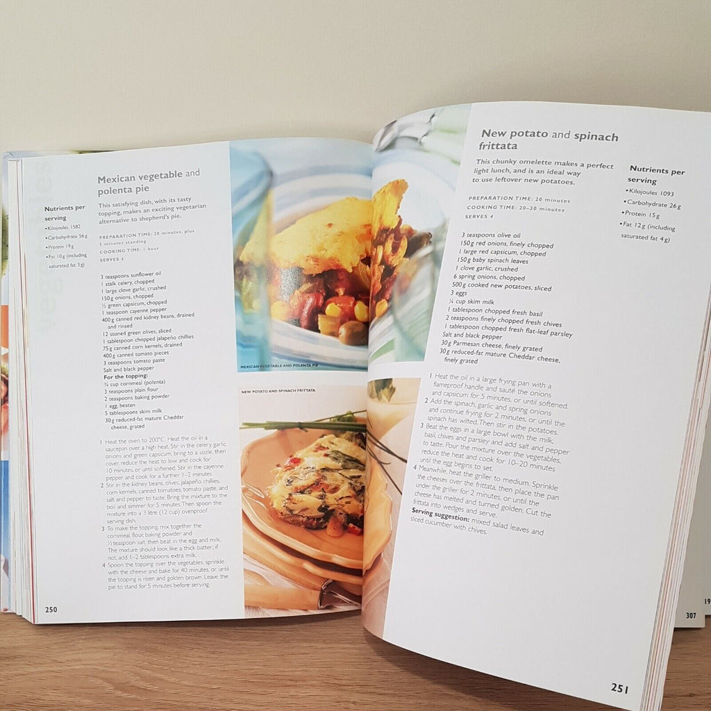 Reader's Digest Low Fat No Fat Cookbook 250 Recipes 320 pages Dieting Cookbook