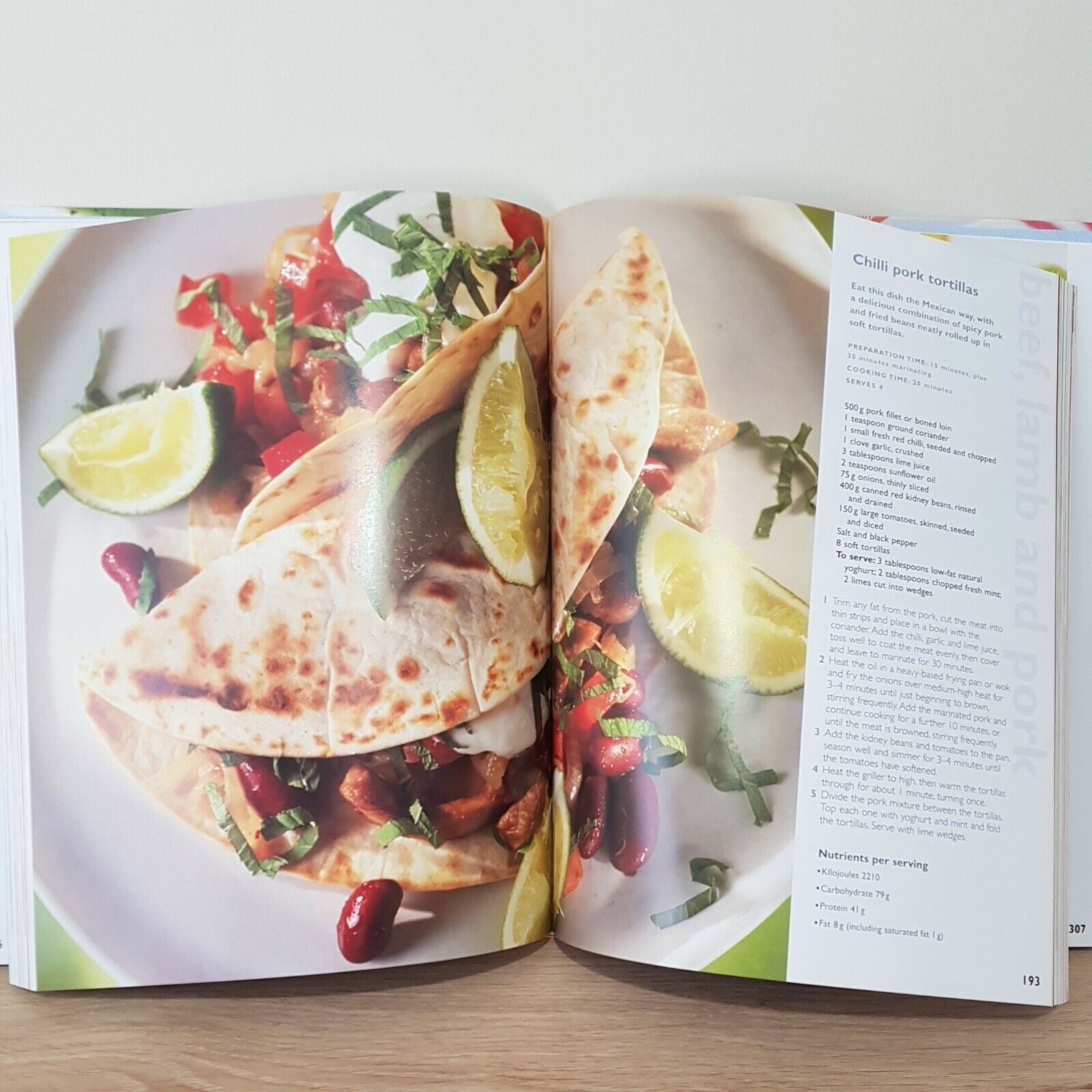 Reader's Digest Low Fat No Fat Cookbook 250 Recipes 320 pages Dieting Cookbook
