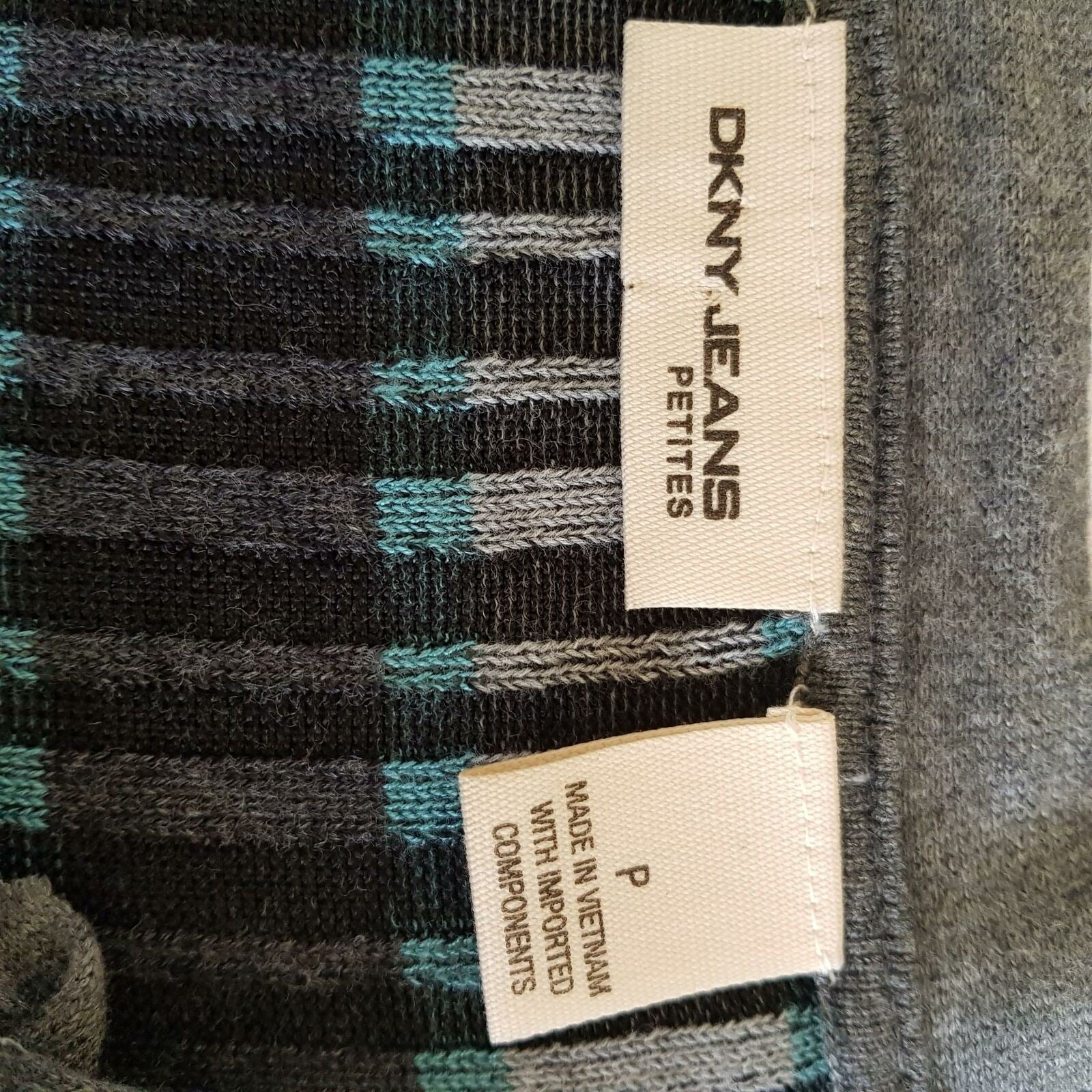 DKNY JEANS Petites Grey Black Fitted Striped 3/4 Sleeves Pullover Sweater V-Neck