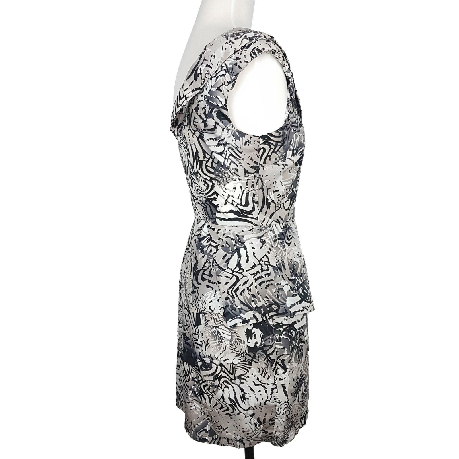 DOTTI Beige Black Abstract Asymmetrical Sleeve Women's Bodycon Peplum Dress Sz 8