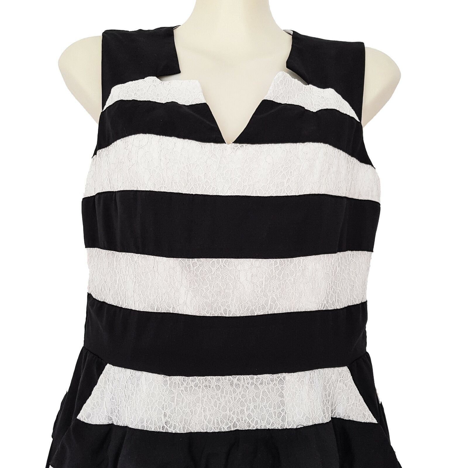 PORTMANS Black & White Striped Sleeveless Ladies A-Line Dress V-Neck Zipper Back