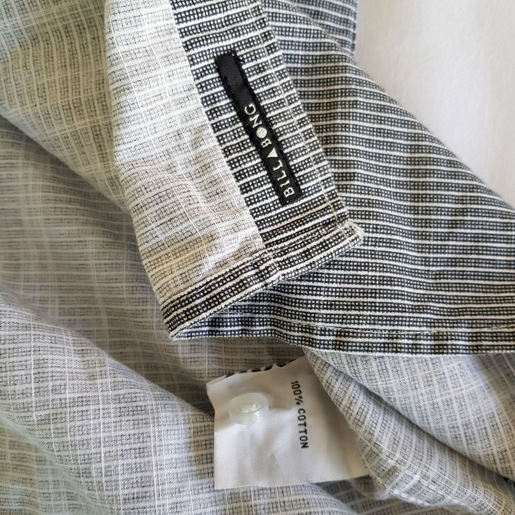 BILLABONG Black White Pinstripe Button Down Men's Casual Dress Shirt Medium