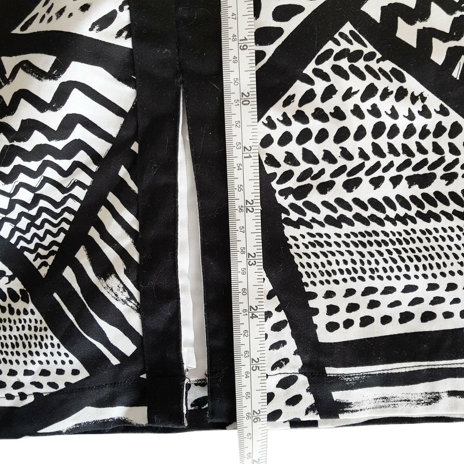 PORTMANS Work Party Pencil Skirt Black White Geometric Patterned Abstract Art