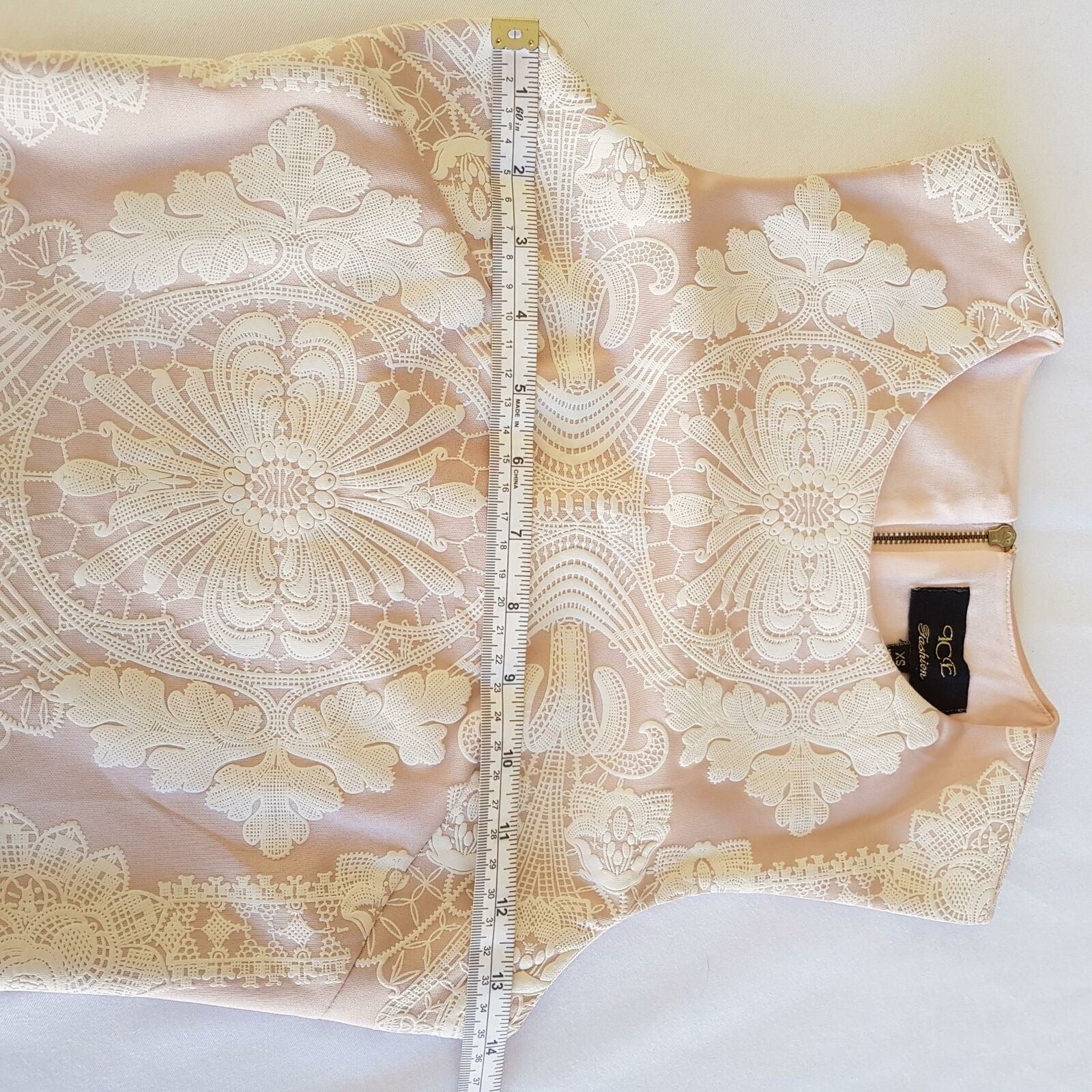 ICE Pink White Lace Design Floral Textured Sleeveless Women's Sexy Bodycon Dress