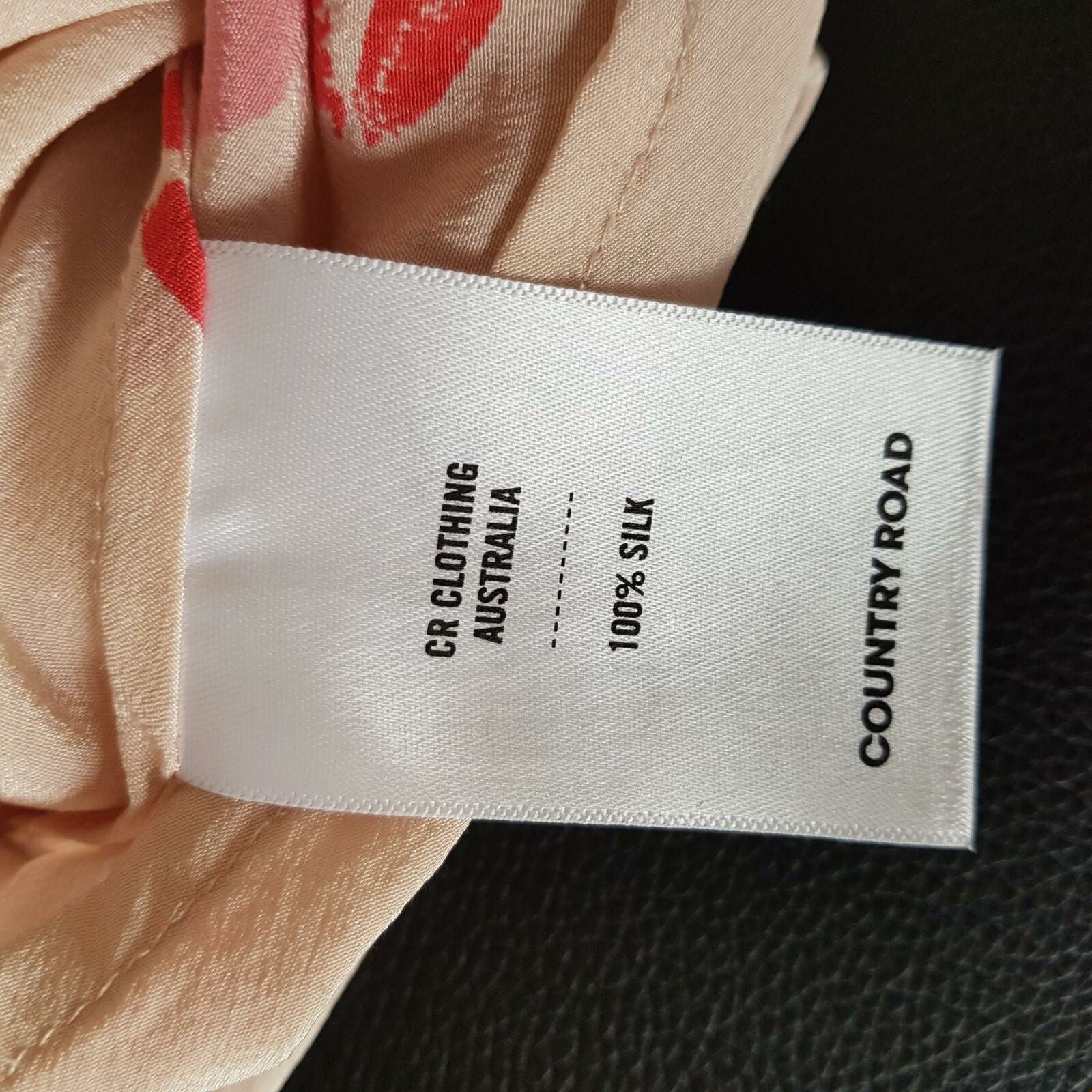 Country Road Long Sleeve Top V-Neck Pink Nude Salmon Lips Blouse XXS 100% Silk