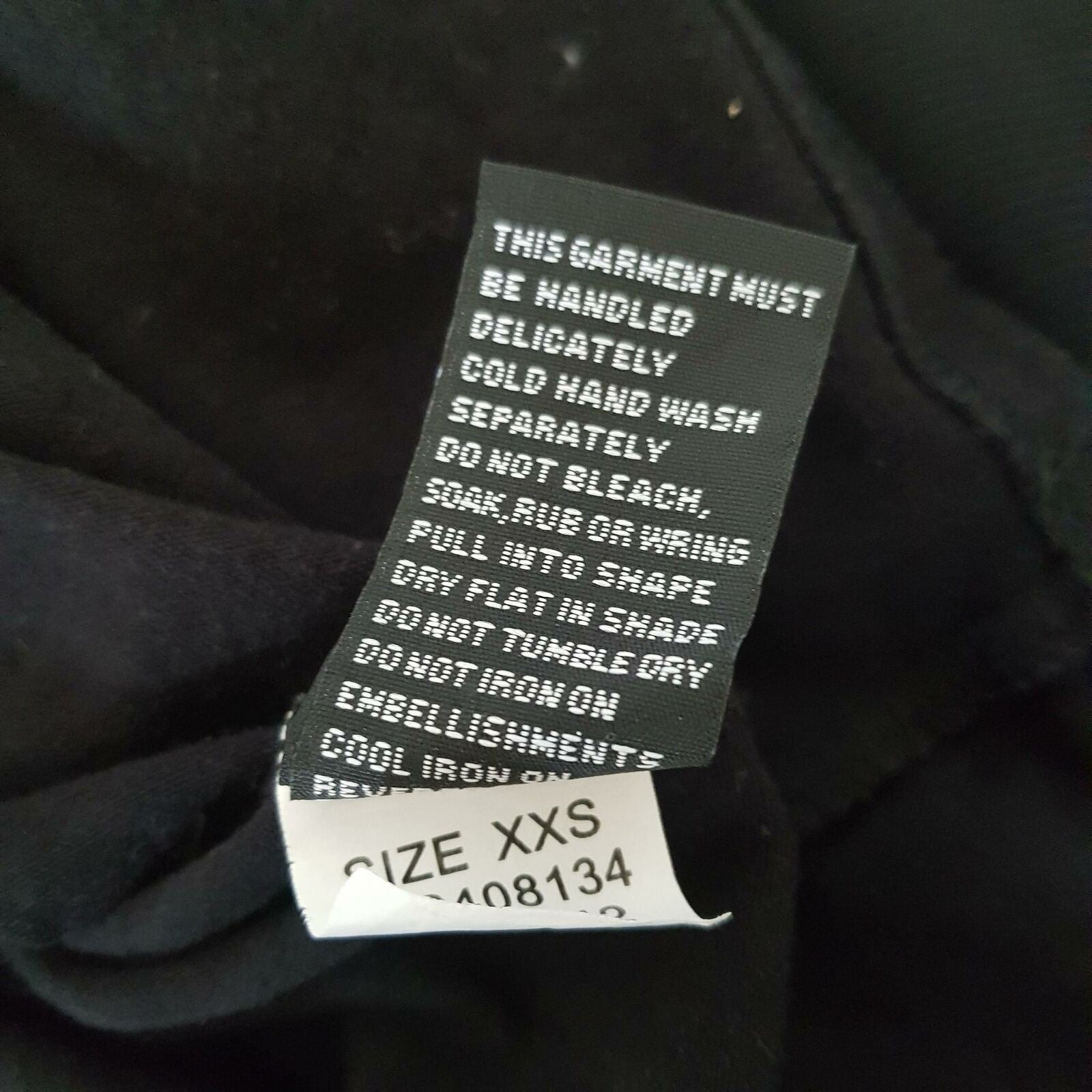SPORTSGIRL Black Sexy Dress Pleated Lace Skirt Center Key Hole Formal Cocktail