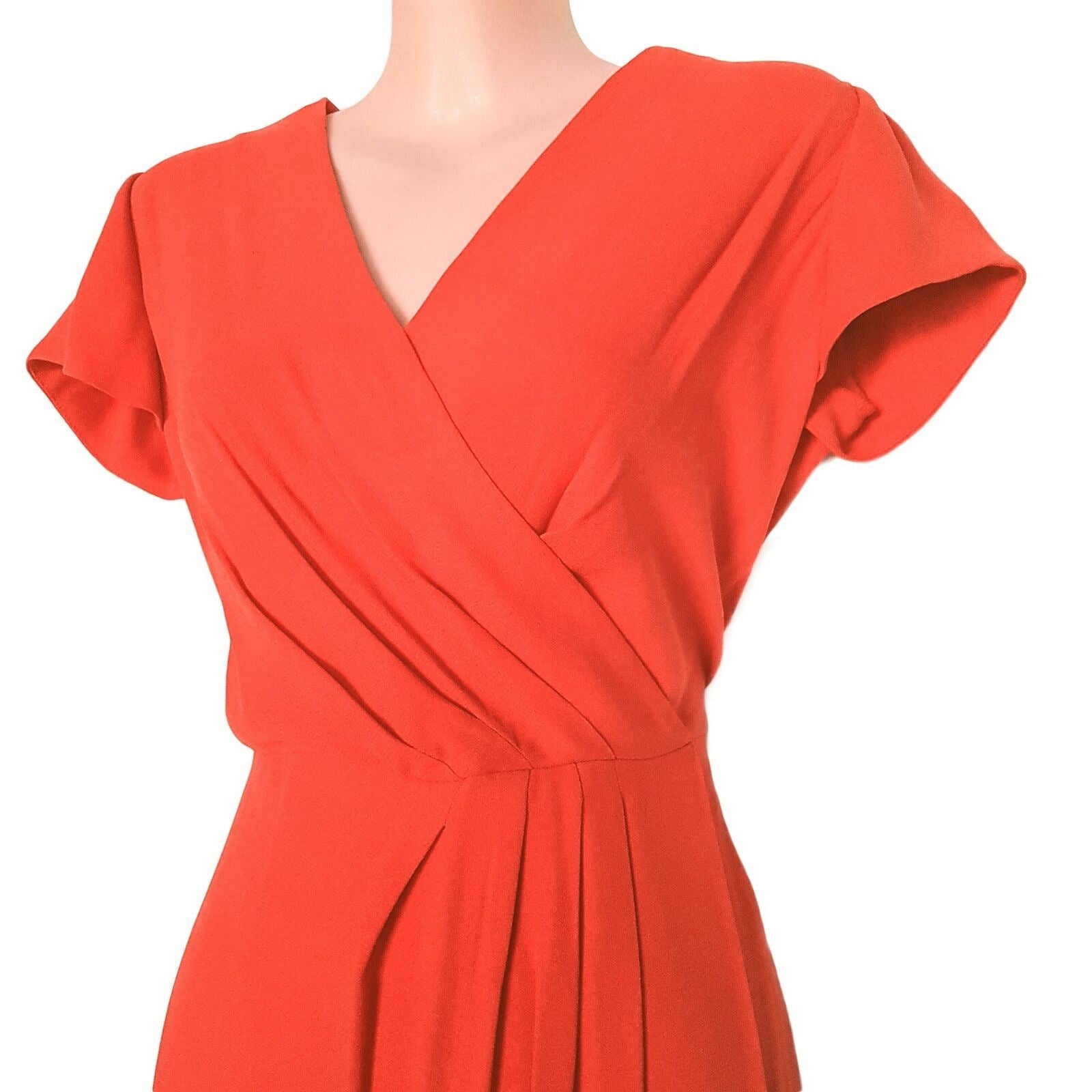 TRENERY Red Pleated Women's Wrap Knee-Length Dress Short Sleeve V-Neck Size 6