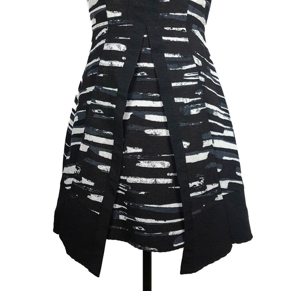 Tokito A-Line Fit & Flare Mini Dress Cocktail Party Short Sleeve Zipper Back