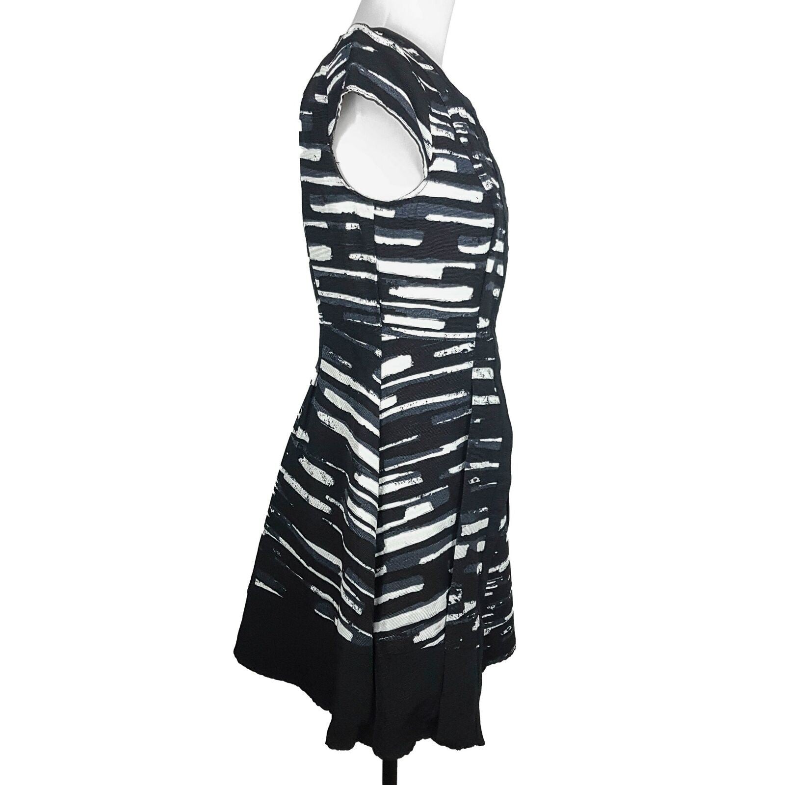 Tokito A-Line Fit & Flare Mini Dress Cocktail Party Short Sleeve Zipper Back