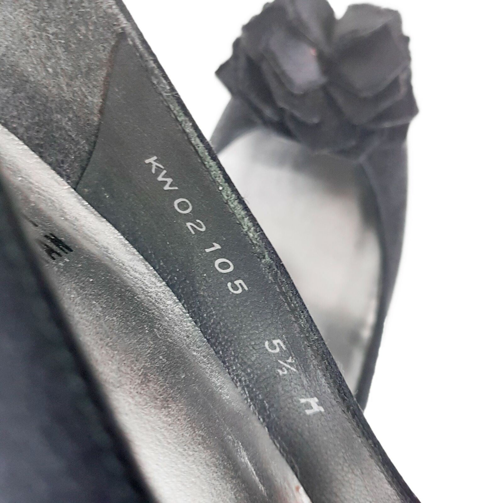 STUART WEITZMAN Black Suede Peep Toe Rosette Detail Womens Pumps Heels Shoes 5.5