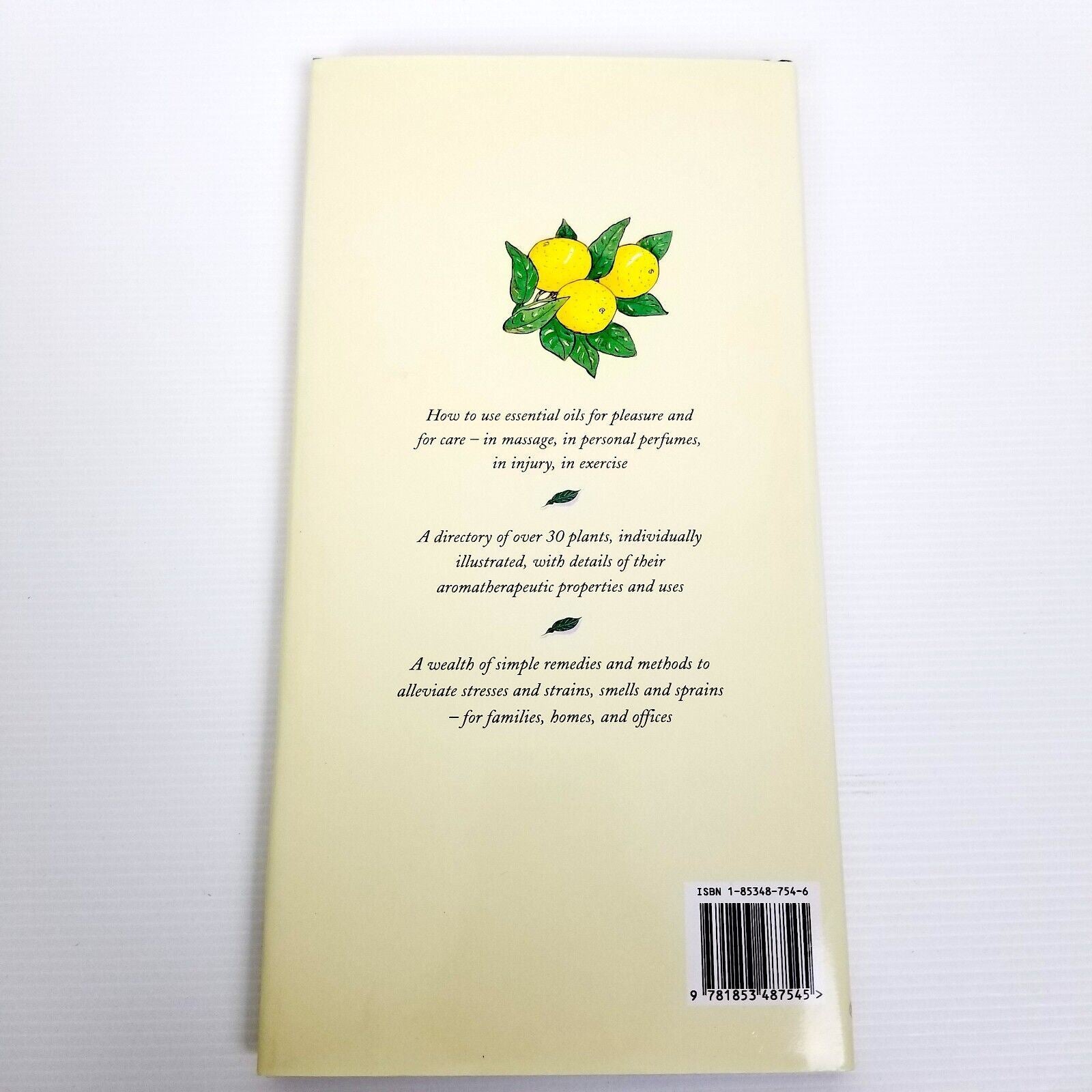 Essential Oils & Essences Shirley Whitton Aromatherapy Guide Hardcover 1995 Book