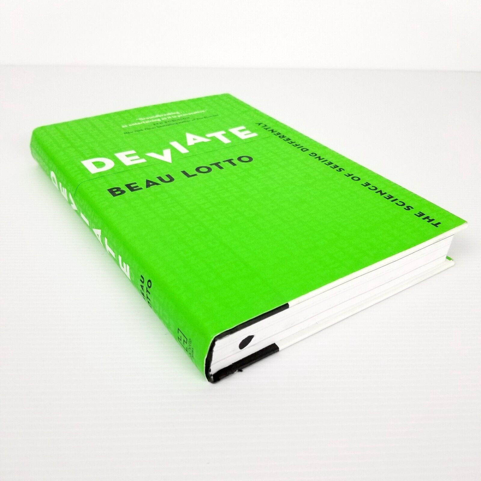 Deviate: The Science of Seeing Differently by R Beau Lotto (Hardback, 2017)