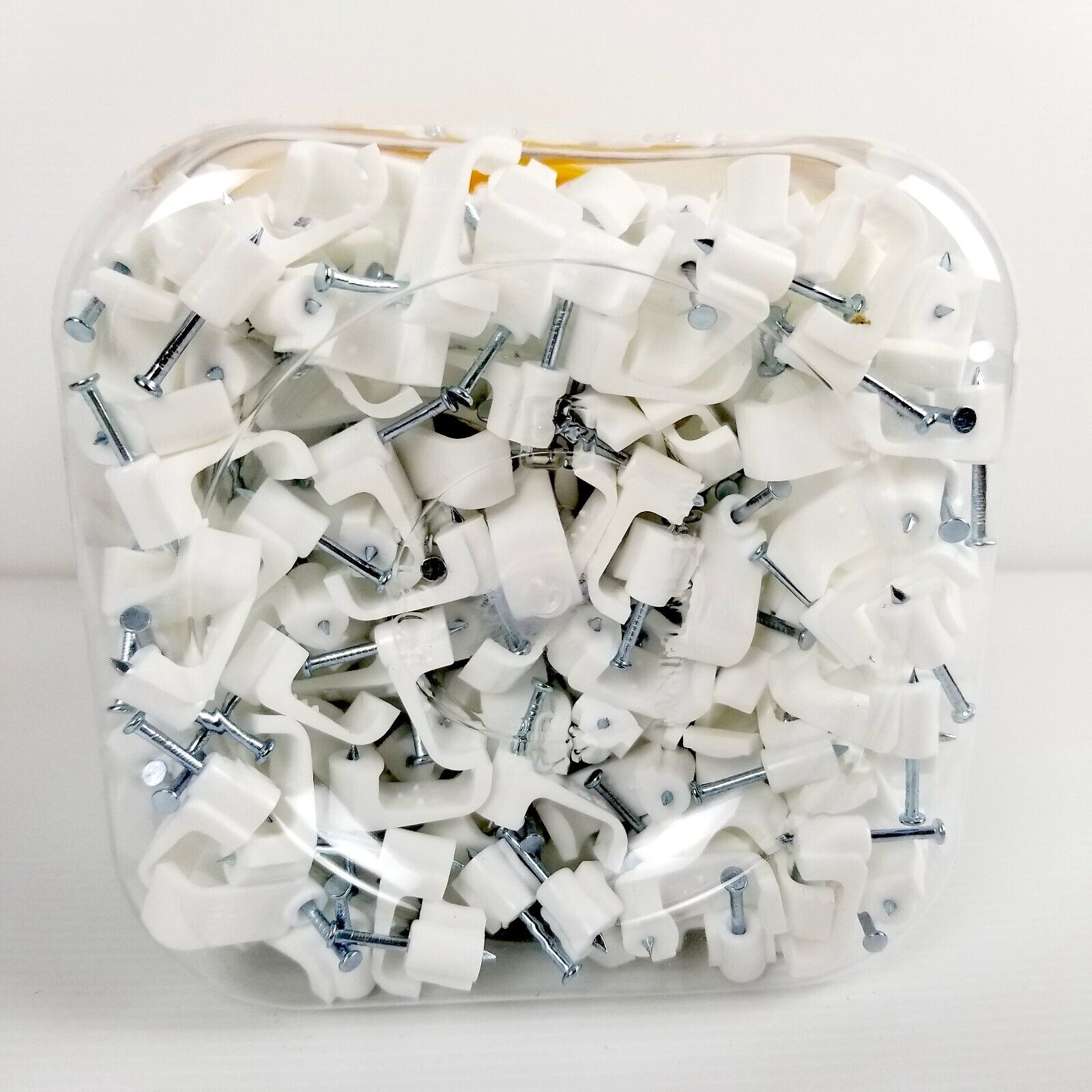 HPM 500-pack 15MM Flat Electrical Cable Clip with Captive Steel Nail White Bulk