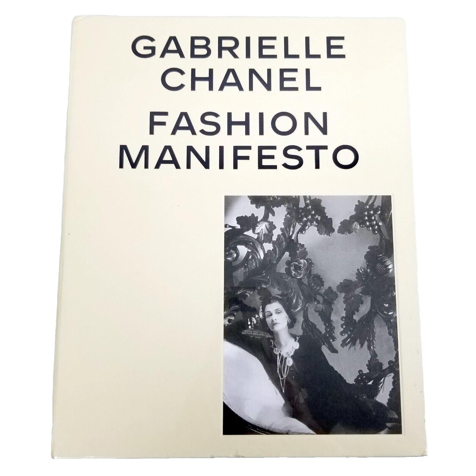 Gabrielle Chanel (Revised Edition) Fashion Manifesto by Miren Arzalluz Hardcover