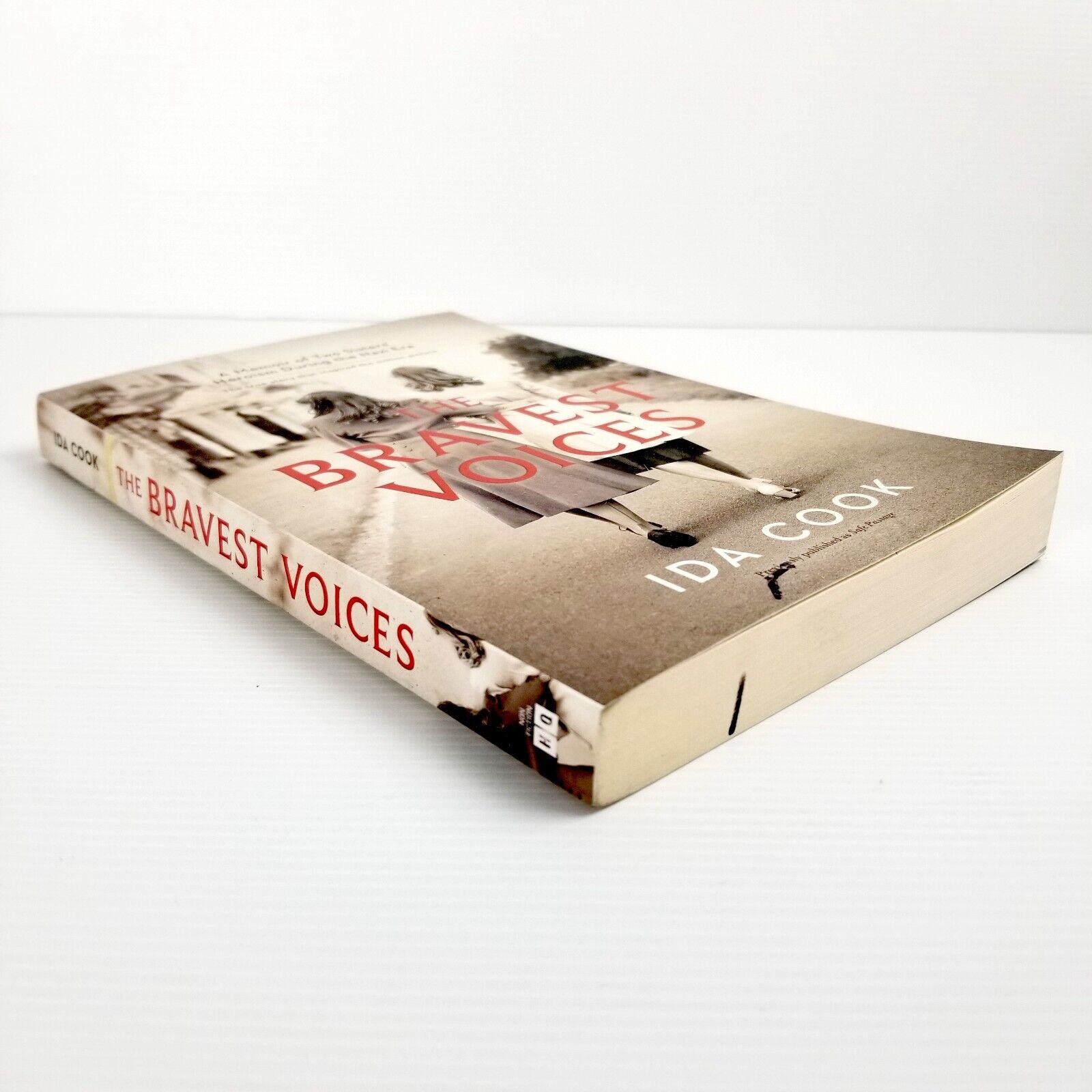 The Bravest Voices by Ida Cook (Paperback 2021) A Memoir of Two Sisters WWII era
