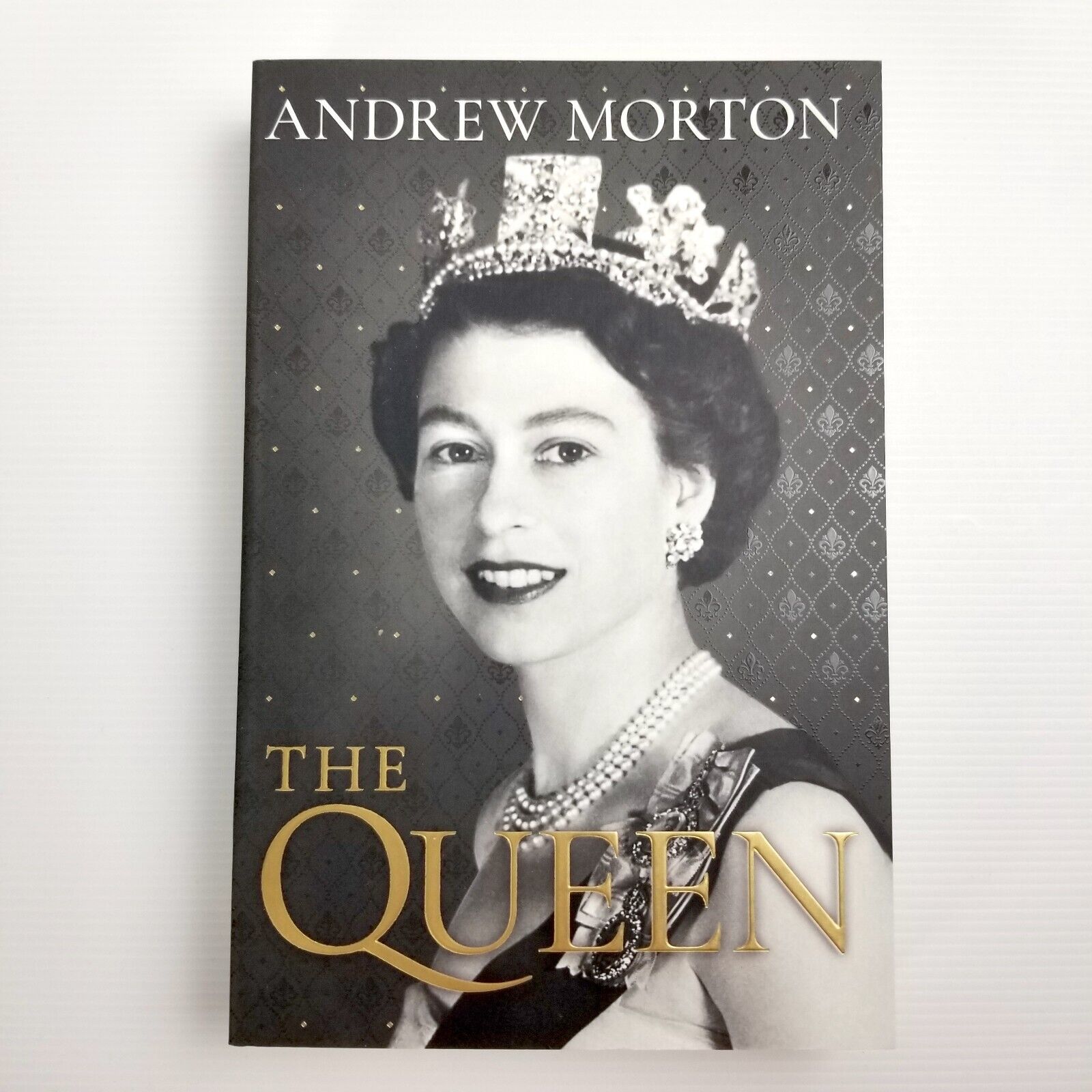 The Queen: 1926-2022 by Andrew Morton (Paperback, 2022) Queen Elizabeth II Bio