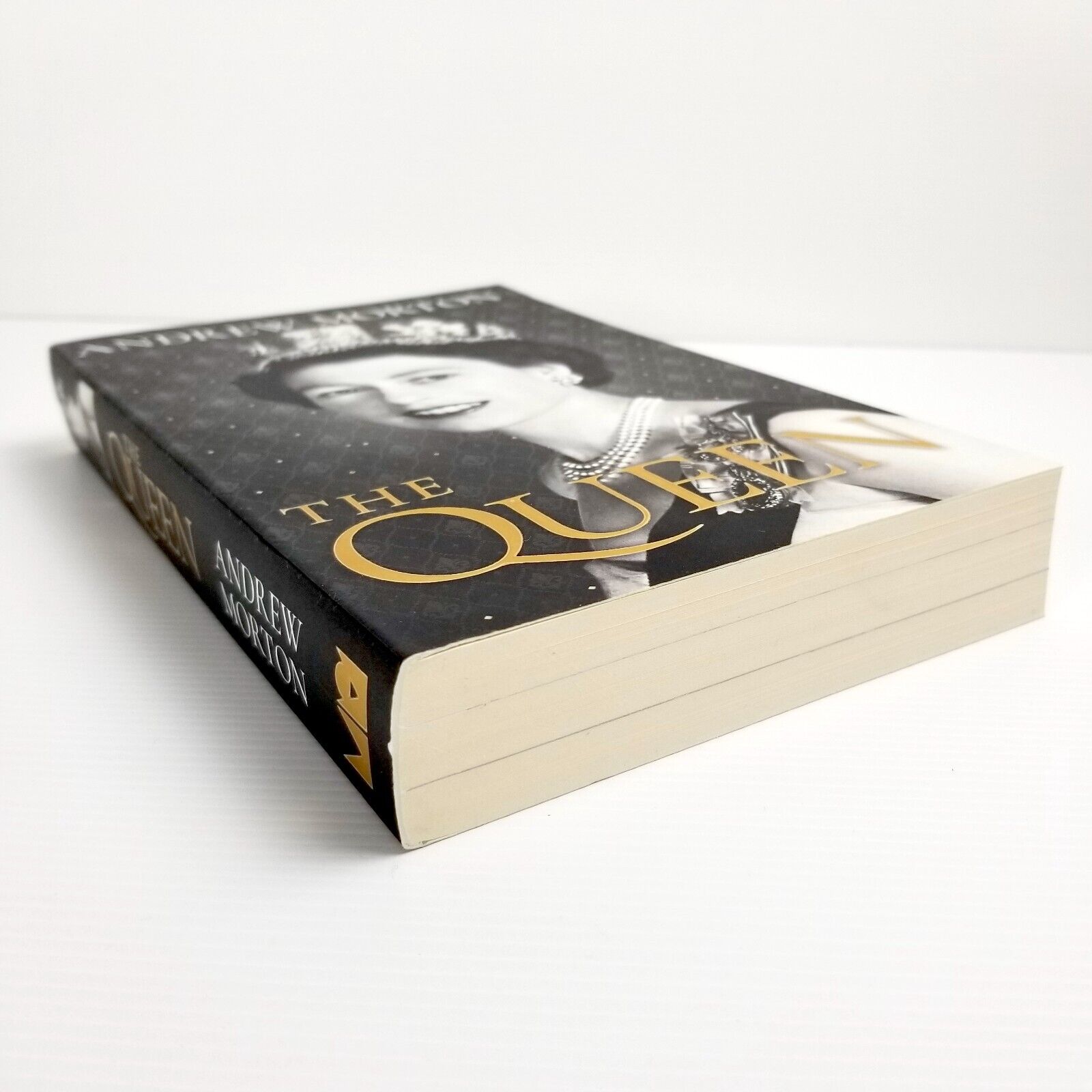 The Queen: 1926-2022 by Andrew Morton (Paperback, 2022) Queen Elizabeth II Bio