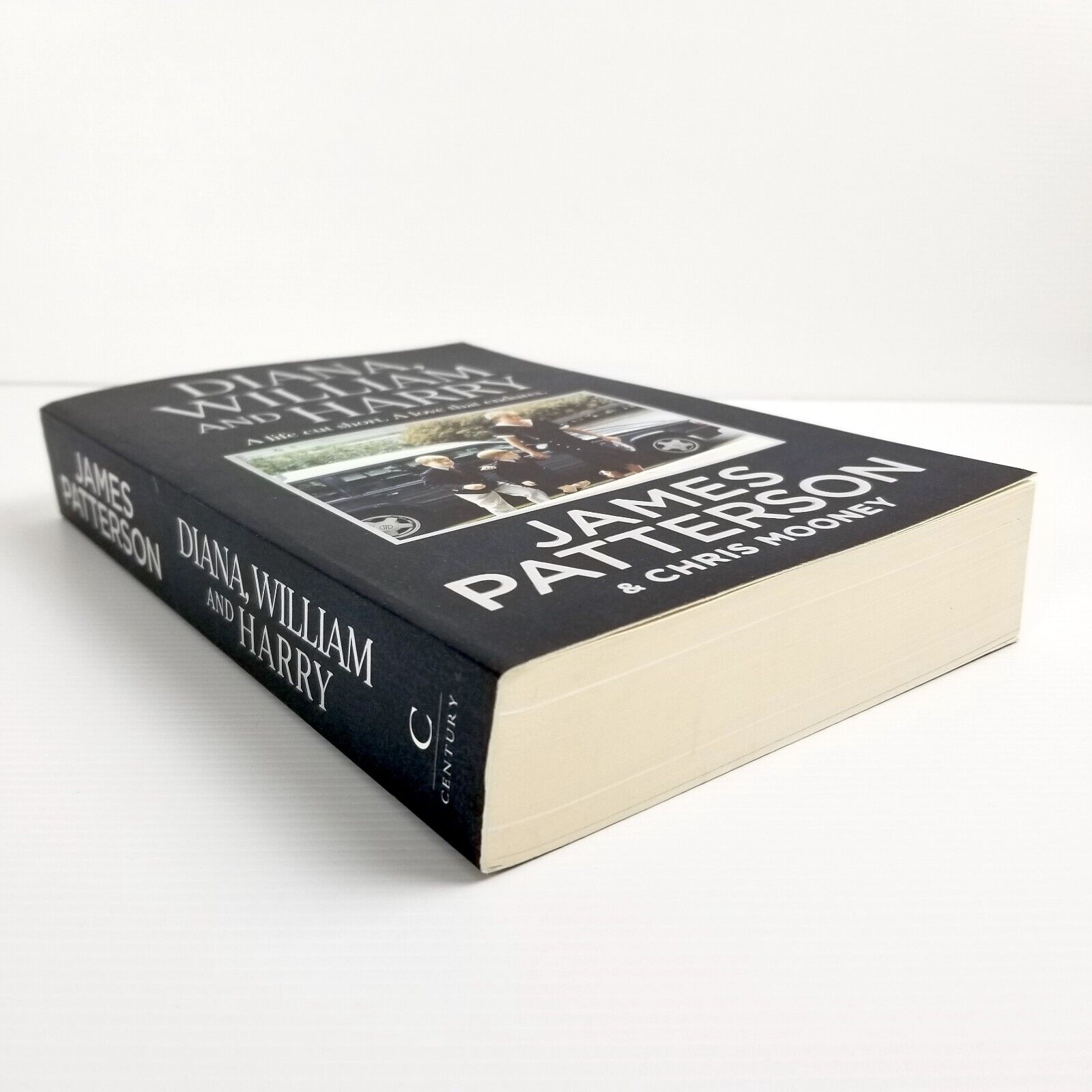 Diana, William and Harry By James Patterson (Paperback 2022) Princess Diana