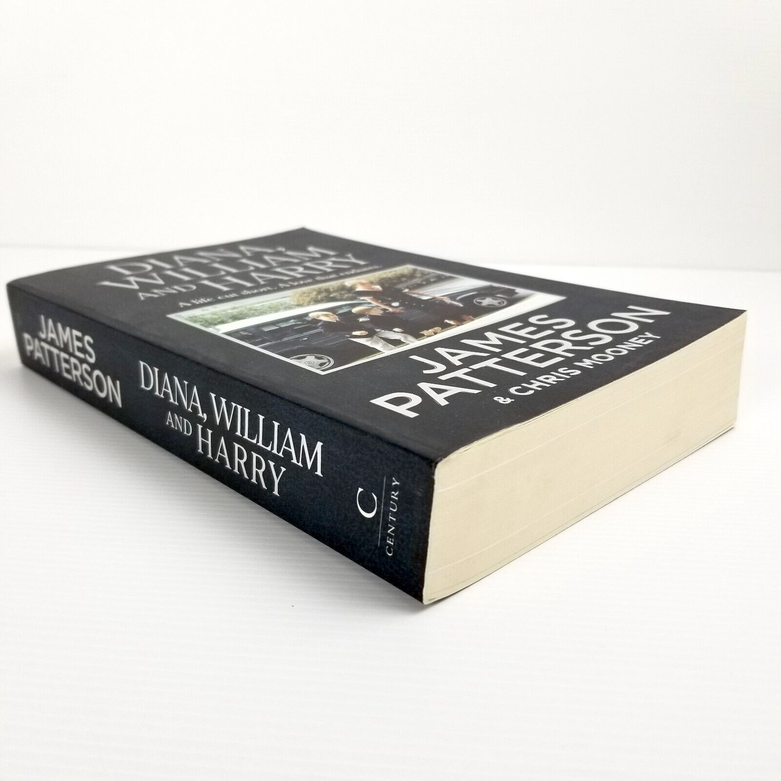 Diana, William and Harry By James Patterson (Paperback 2022) Princess Diana