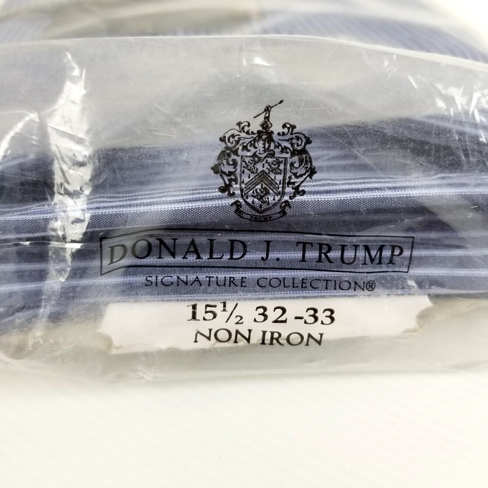 Donald J. Trump Signature Collection Buttoned Dress Shirt Blue Small 15.5 32/33