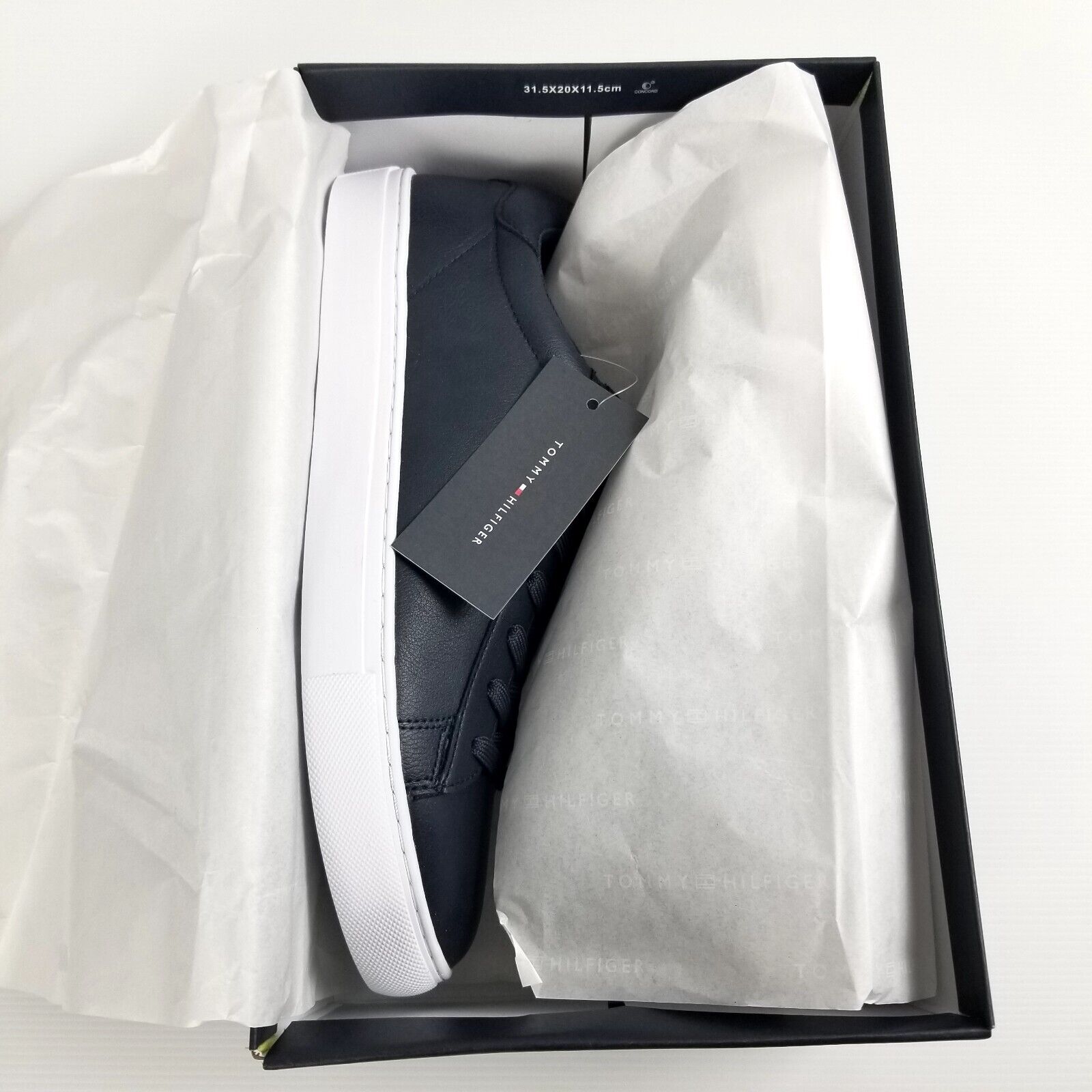 Tommy Hilfiger Men's Brecon Sneaker US 10 Navy Blue Smart Casual Dress Shoes NWT