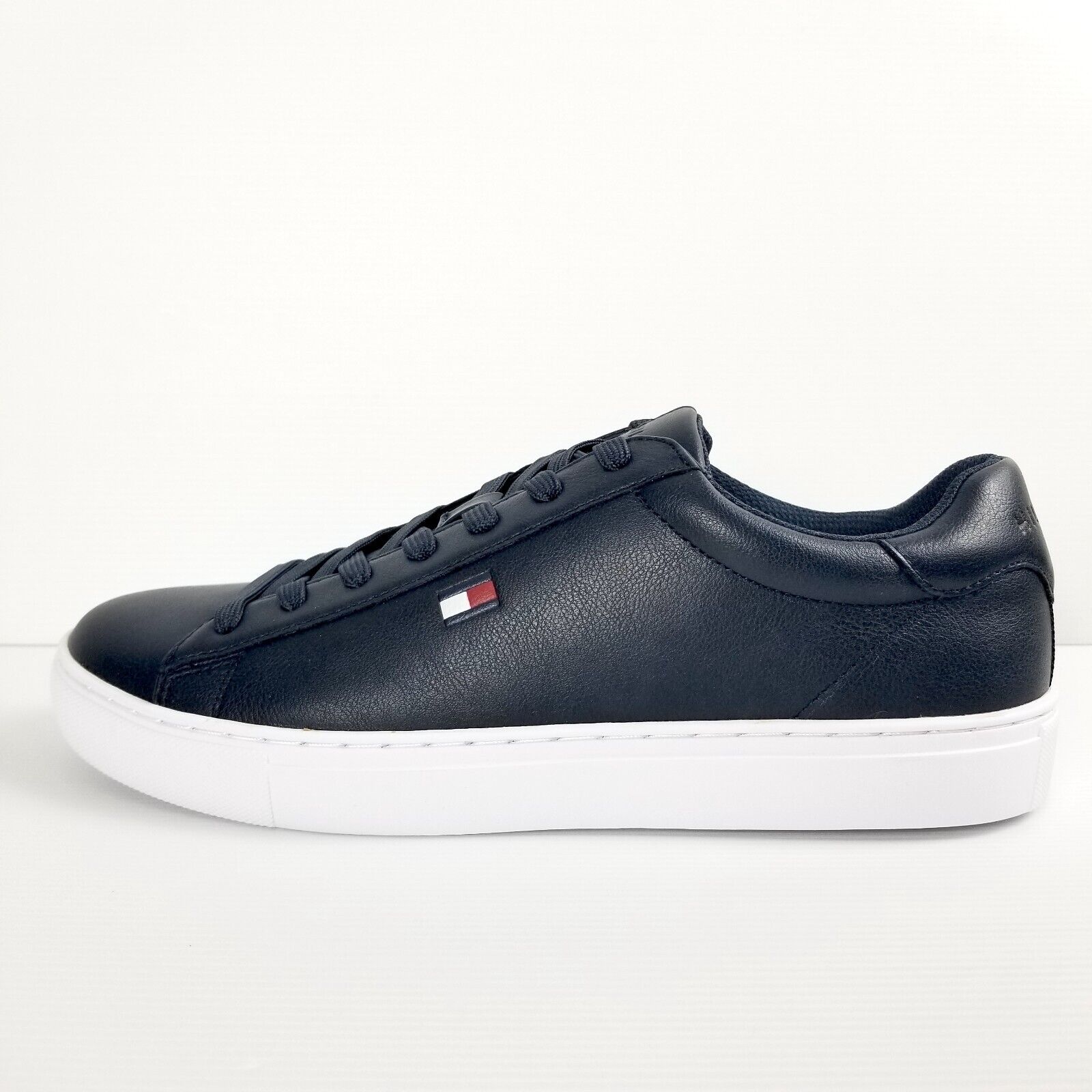 Tommy Hilfiger Men's Brecon Sneaker US 10 Navy Blue Smart Casual Dress Shoes New