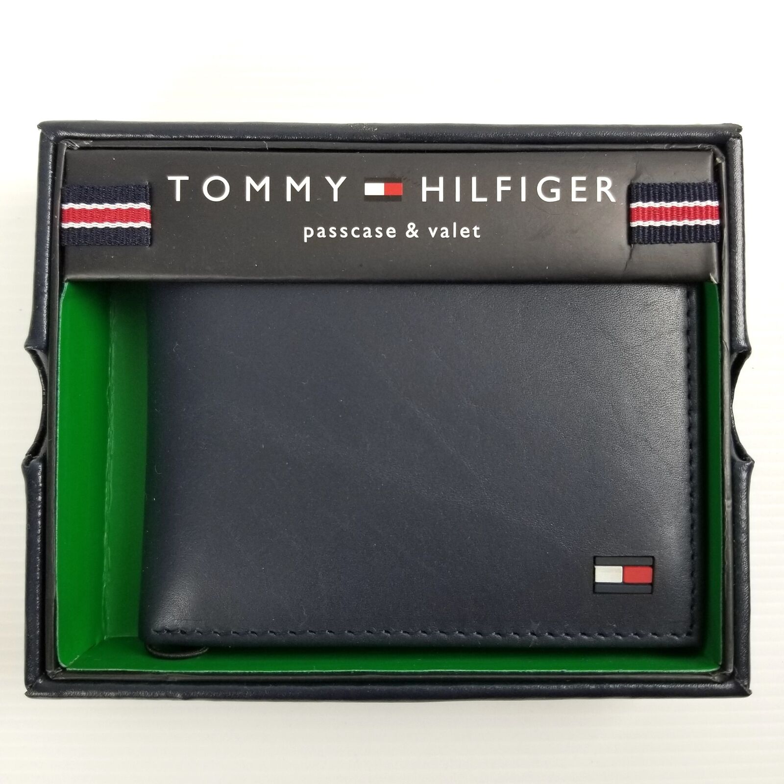 Tommy Hilfiger Men's Bifold Leather Wallet Billfold Navy Dore Blue New Gift Box