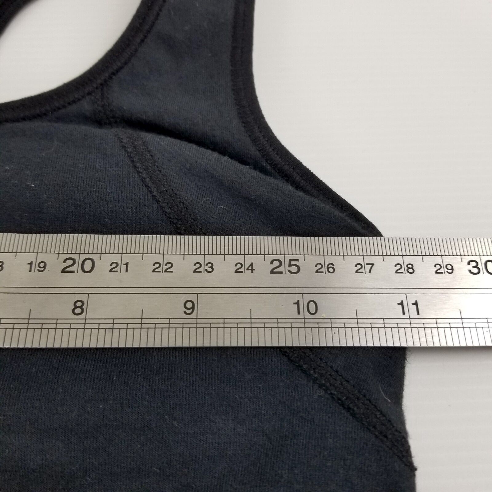Bonds Size 4-6 Black Sports Top with Built-In Padded Bra Activewear Yoga Gym