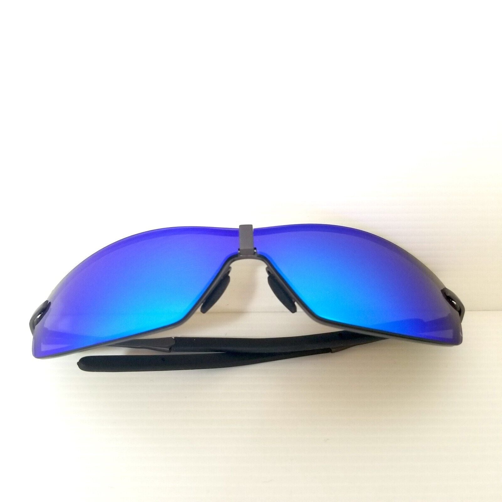 Kingseven Men's Lightweight Sports Sunglasses Blue Mirror Lens 139mm Slim Frame