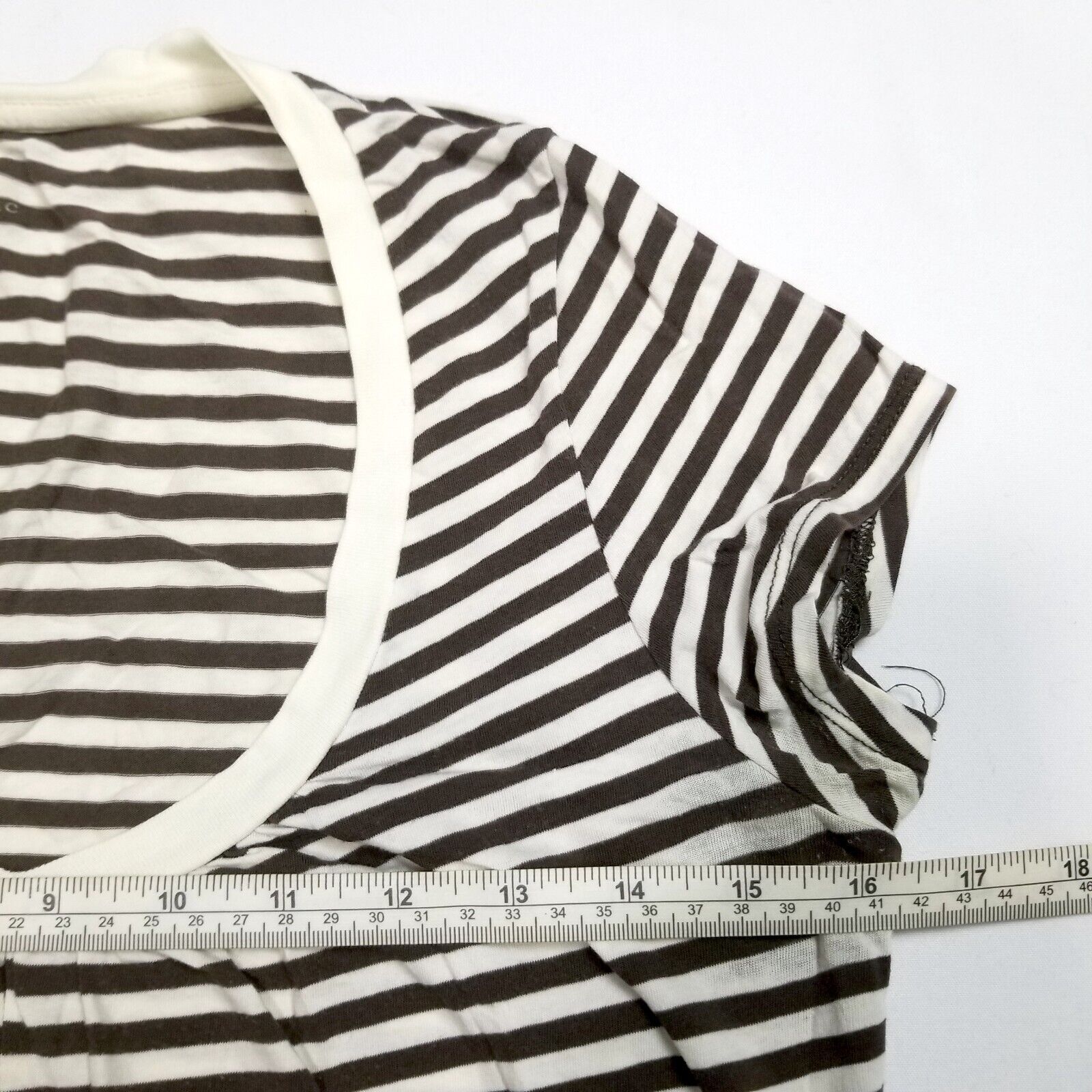 Banana Republic Women's Medium Short Sleeve Top Brown White Striped Casual Shirt