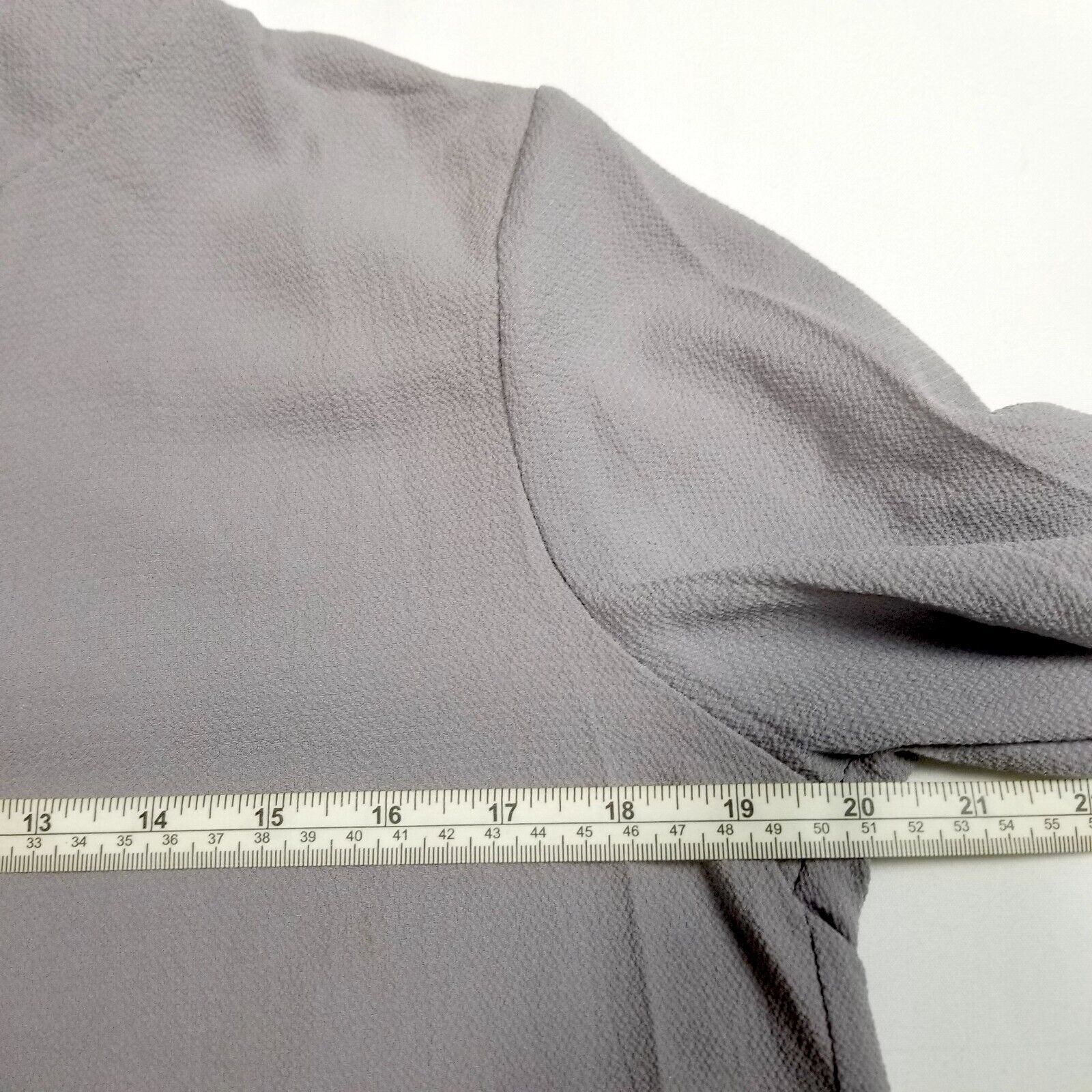 Women's L/XL Grey Loose Relaxed Fit Blouse V-Neck Adjustable Sleeves New NWT