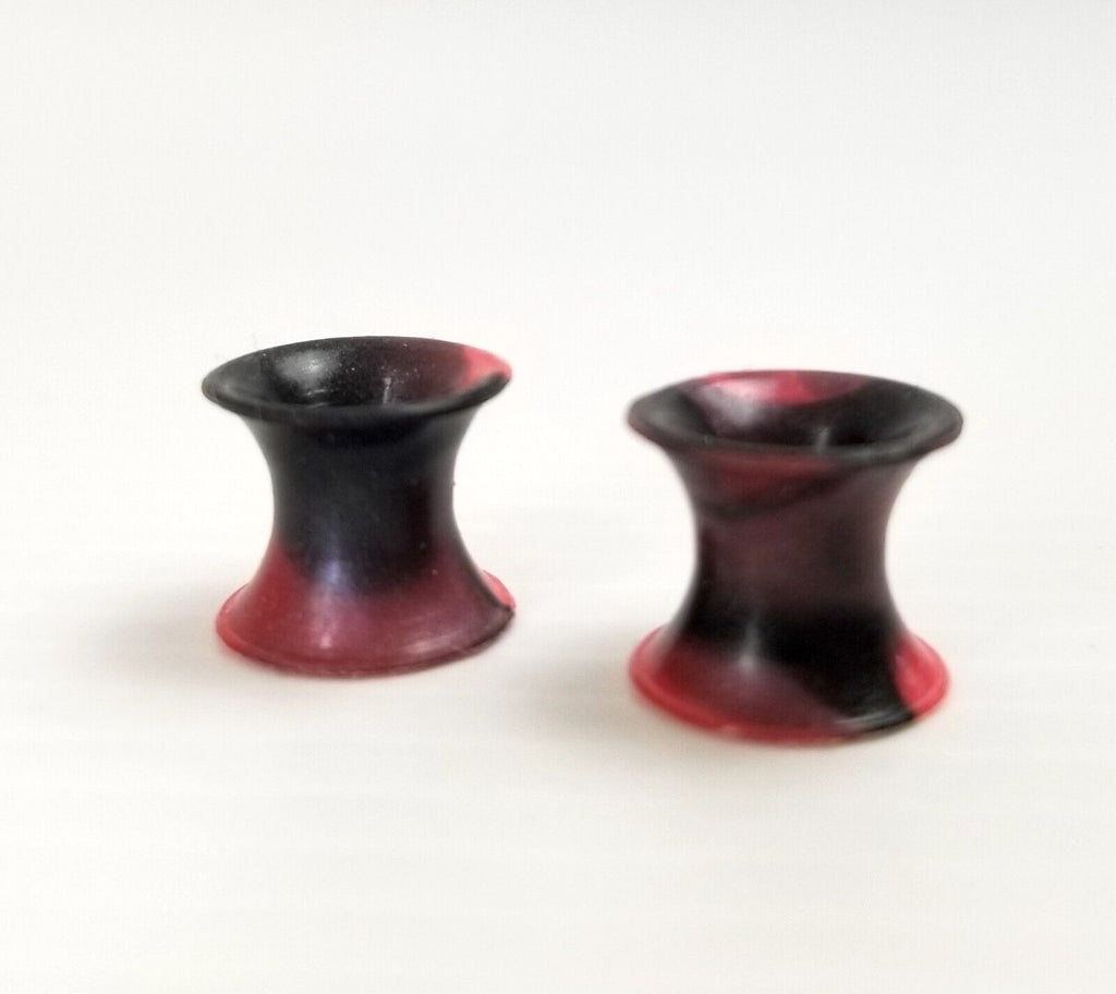 Black/Red Marble 6mm Ear Gauges Silicone Flesh Tunnels Flexible Tie Dye Gothic