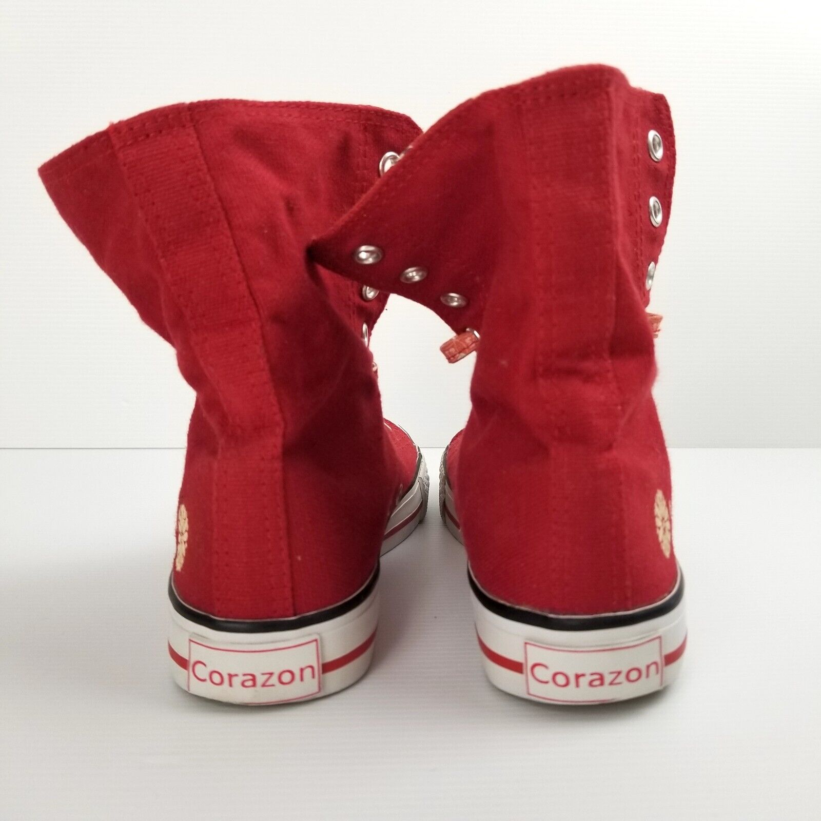 Women's EU 35 Corazon Red High-Top Canvas Sneakers, Fun Floral Pattern Lining