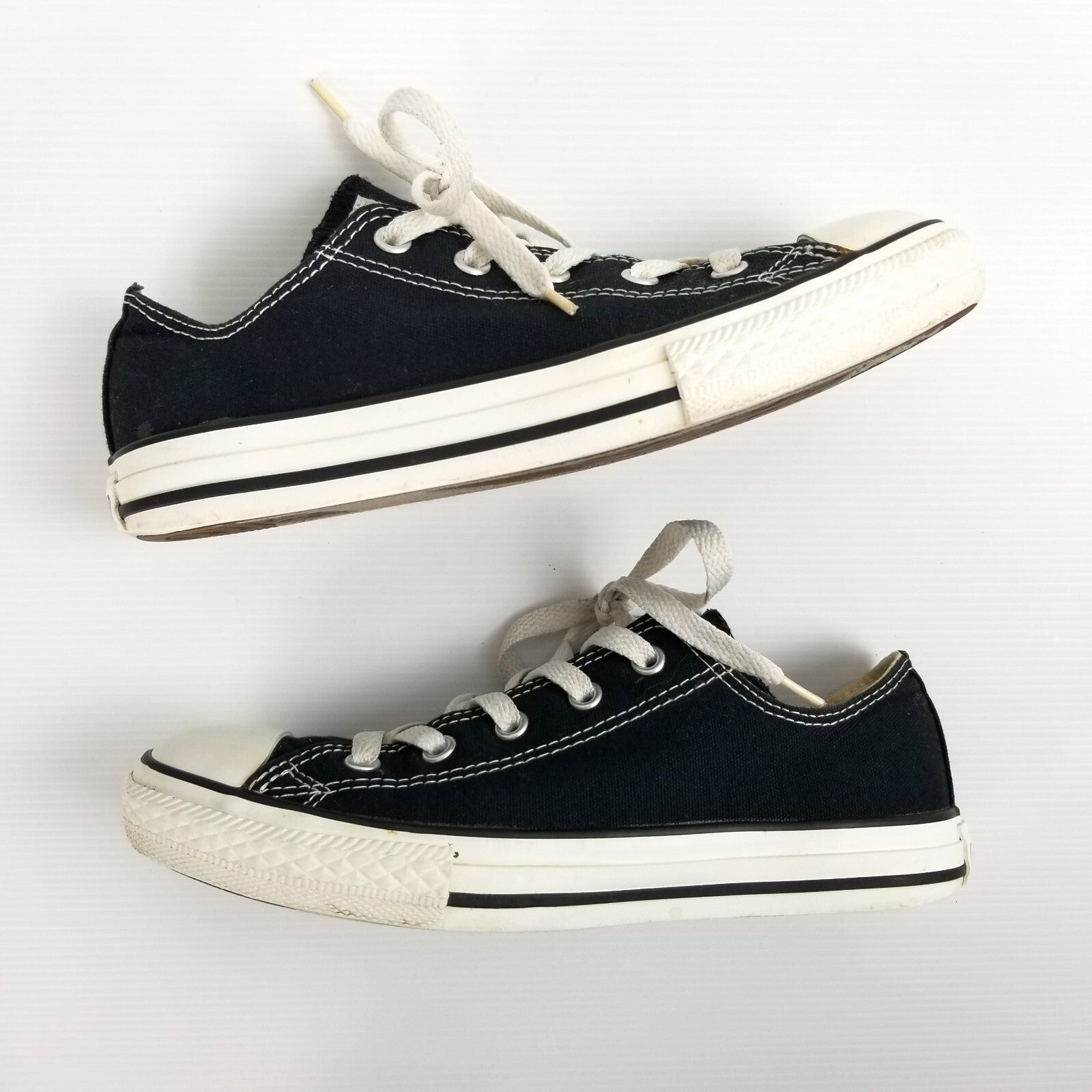 Converse Chuck Taylor All Star Junior Low Top Black US 3 Sneakers Shoes 3J235