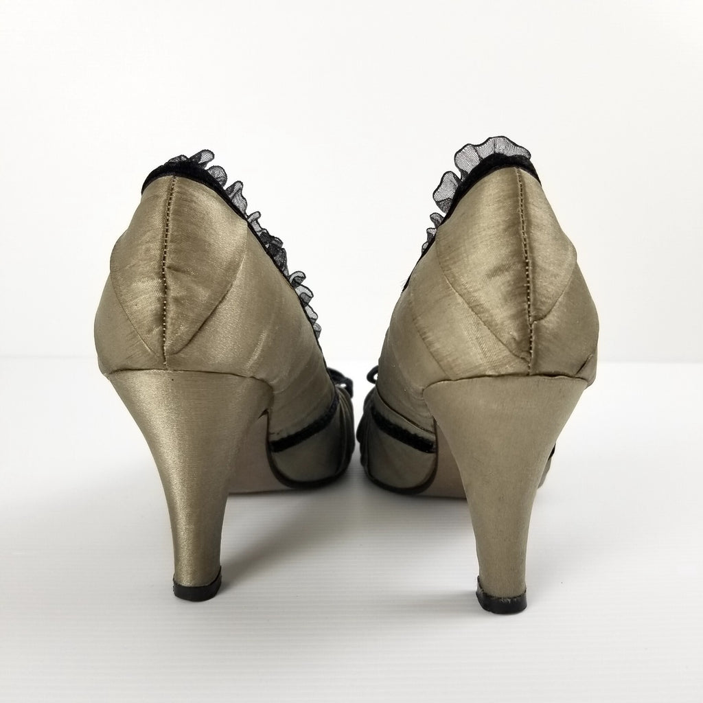 Vintage Beauty By Liza Women's 34 EU Gold Satin Lace Velvet Bow Heels Shoes VTG