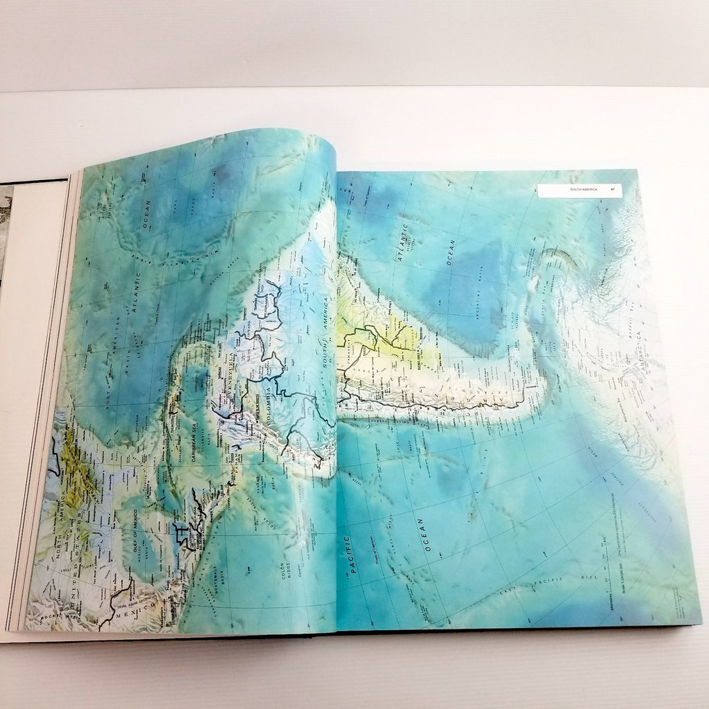 Vintage Rare The Macquarie World Atlas by Macquarie (Hardcover, 1994) Large Book