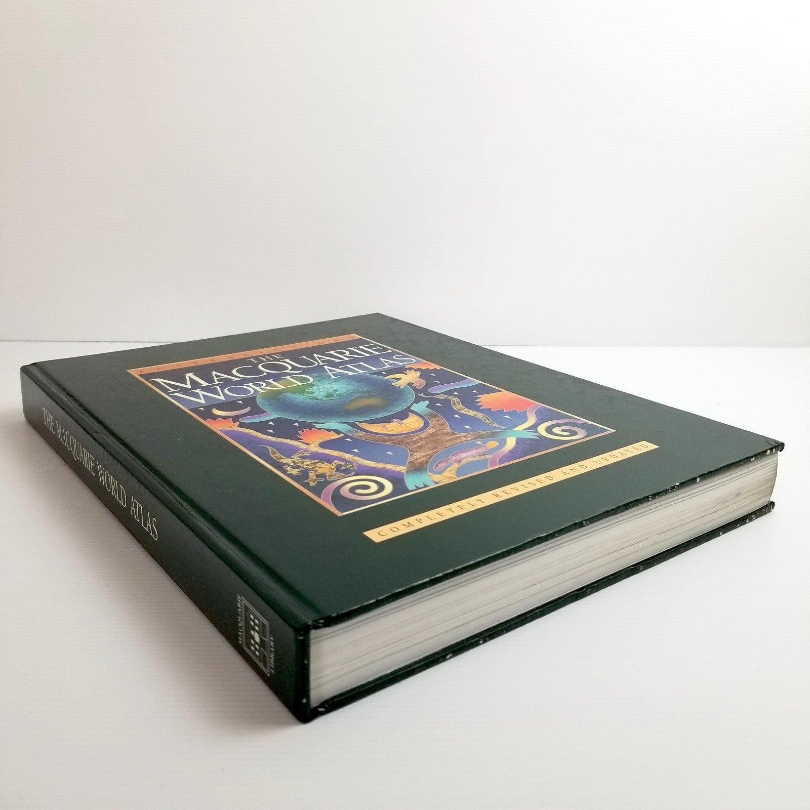 Vintage Rare The Macquarie World Atlas by Macquarie (Hardcover, 1994) Large Book