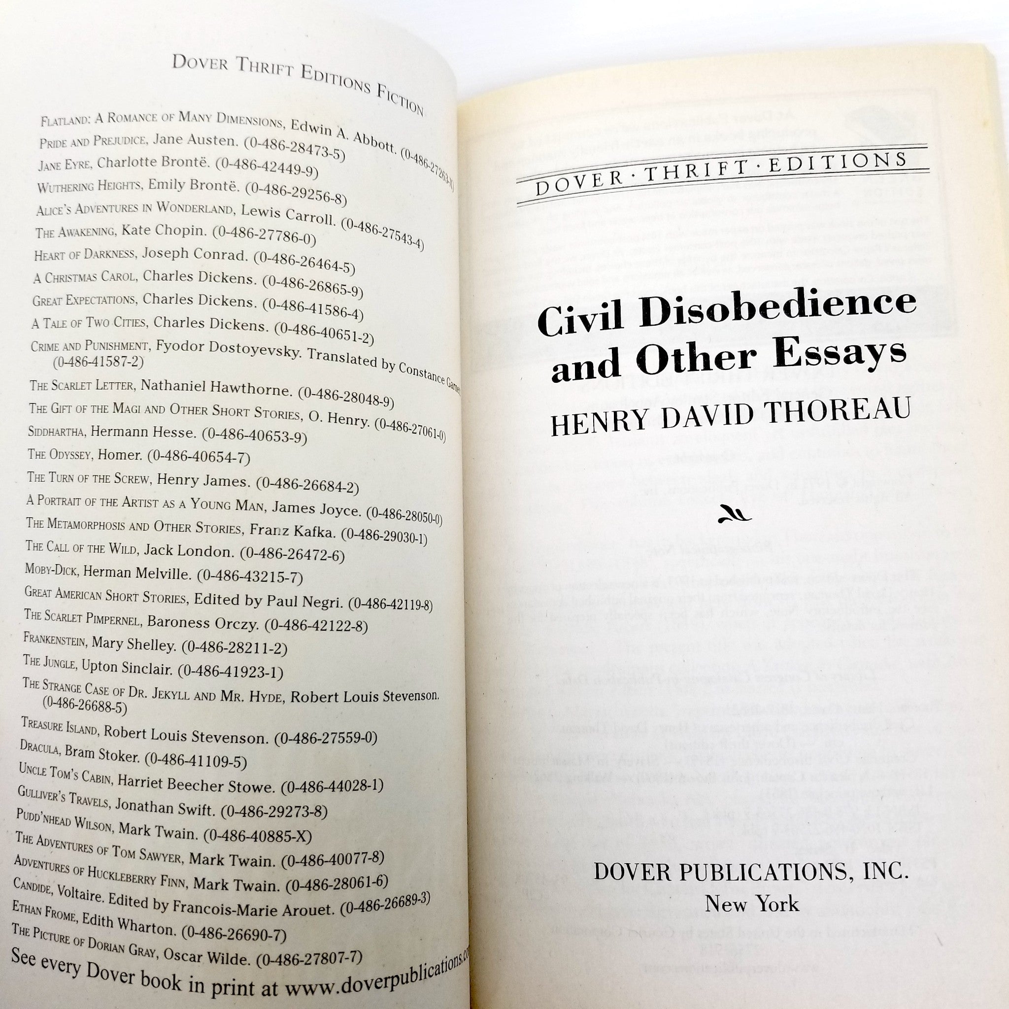 Civil Disobedience and Other Essays by Henry David Thoreau (Paperback, 2000)